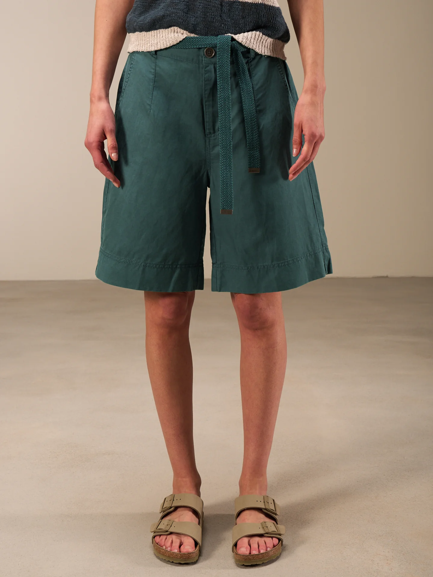 Bermudas - Image 12