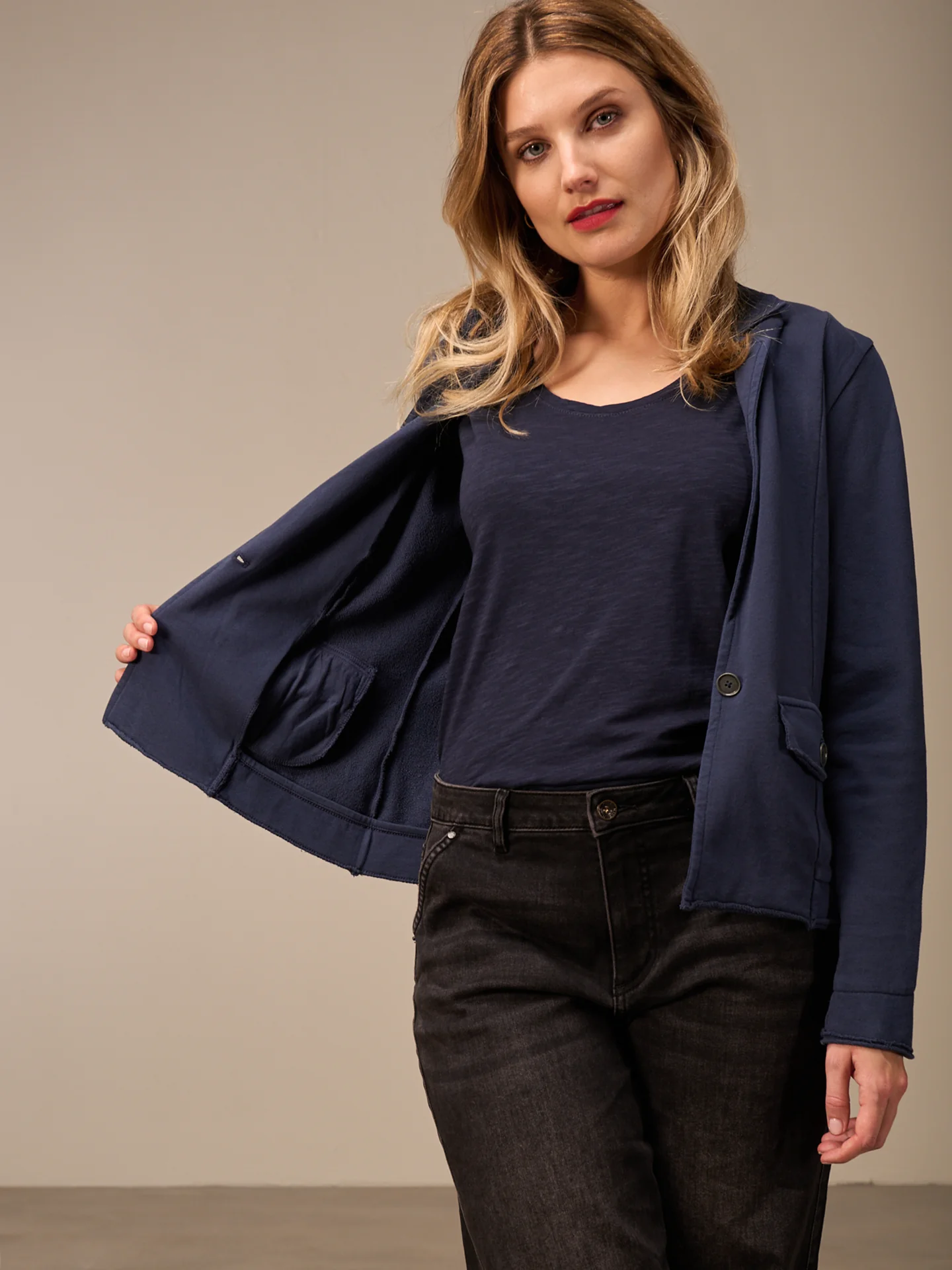 Blazer - Image 10