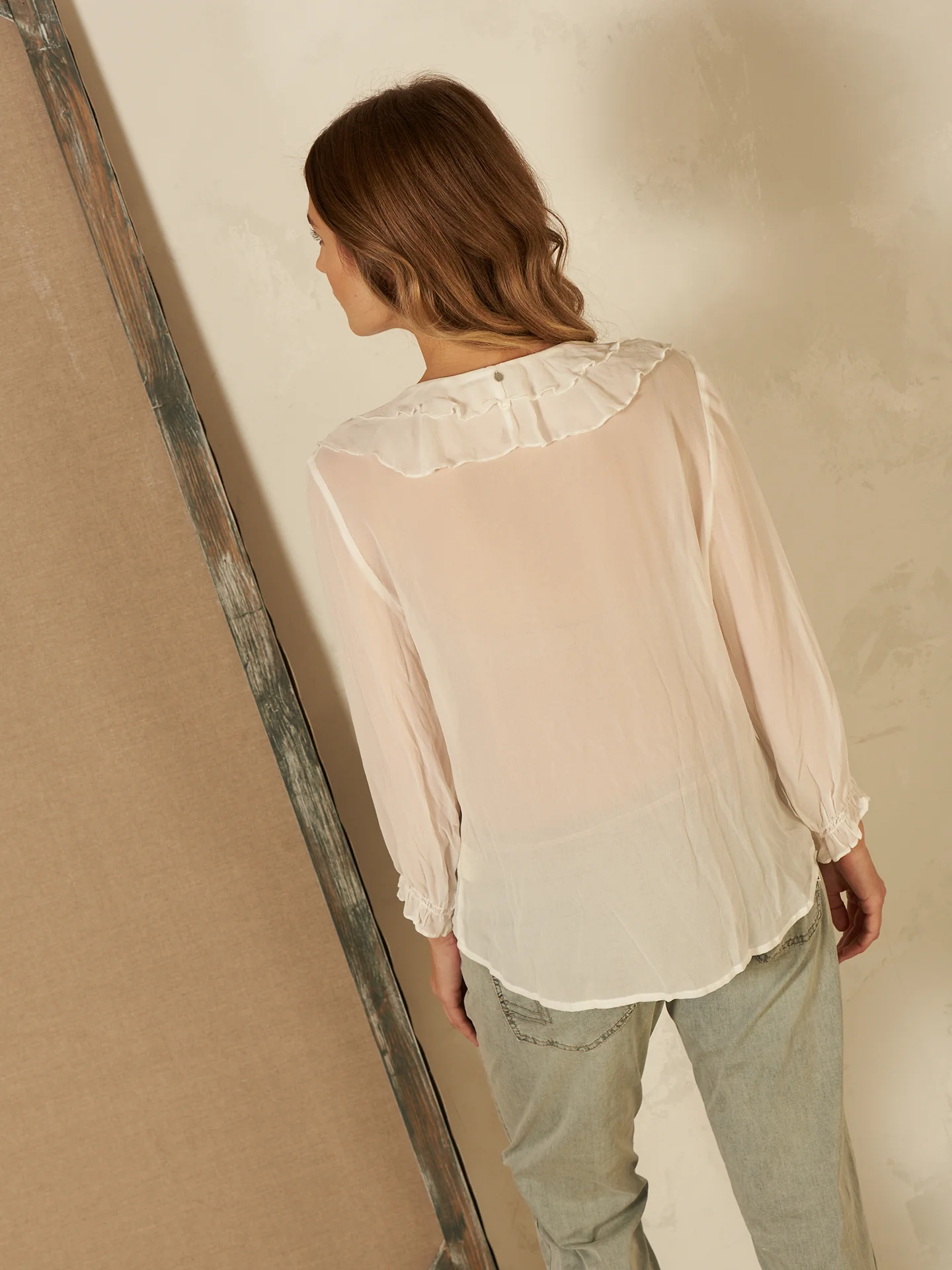 Bluse mit Rüschendetail - Image 2