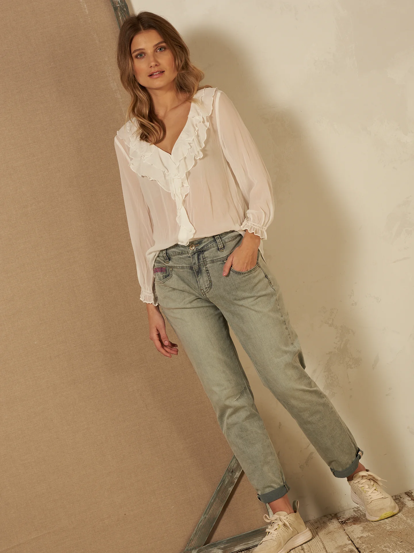 Bluse mit Rüschendetail - Image 3