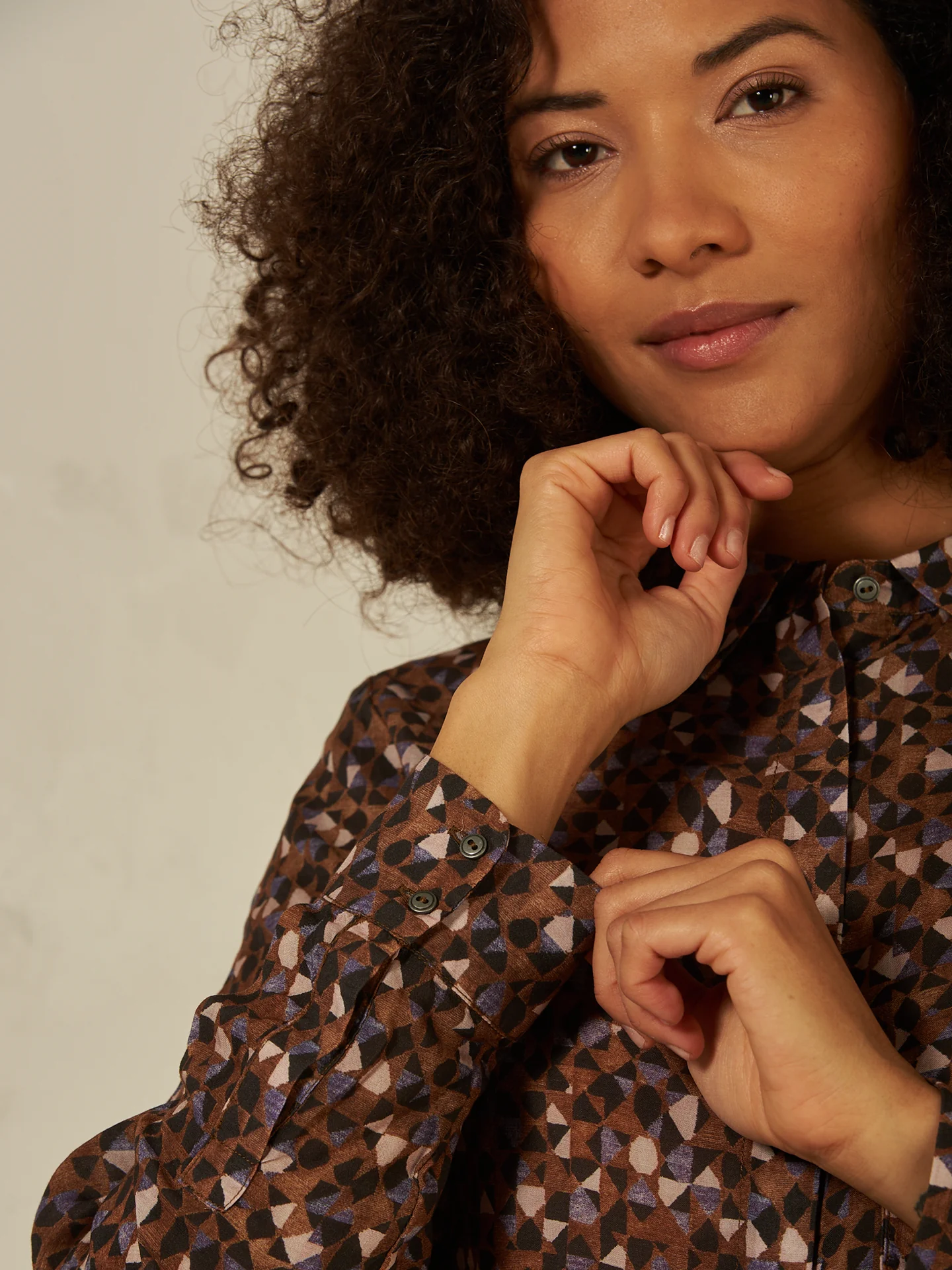 Bluse mit Knopfleiste - Image 2