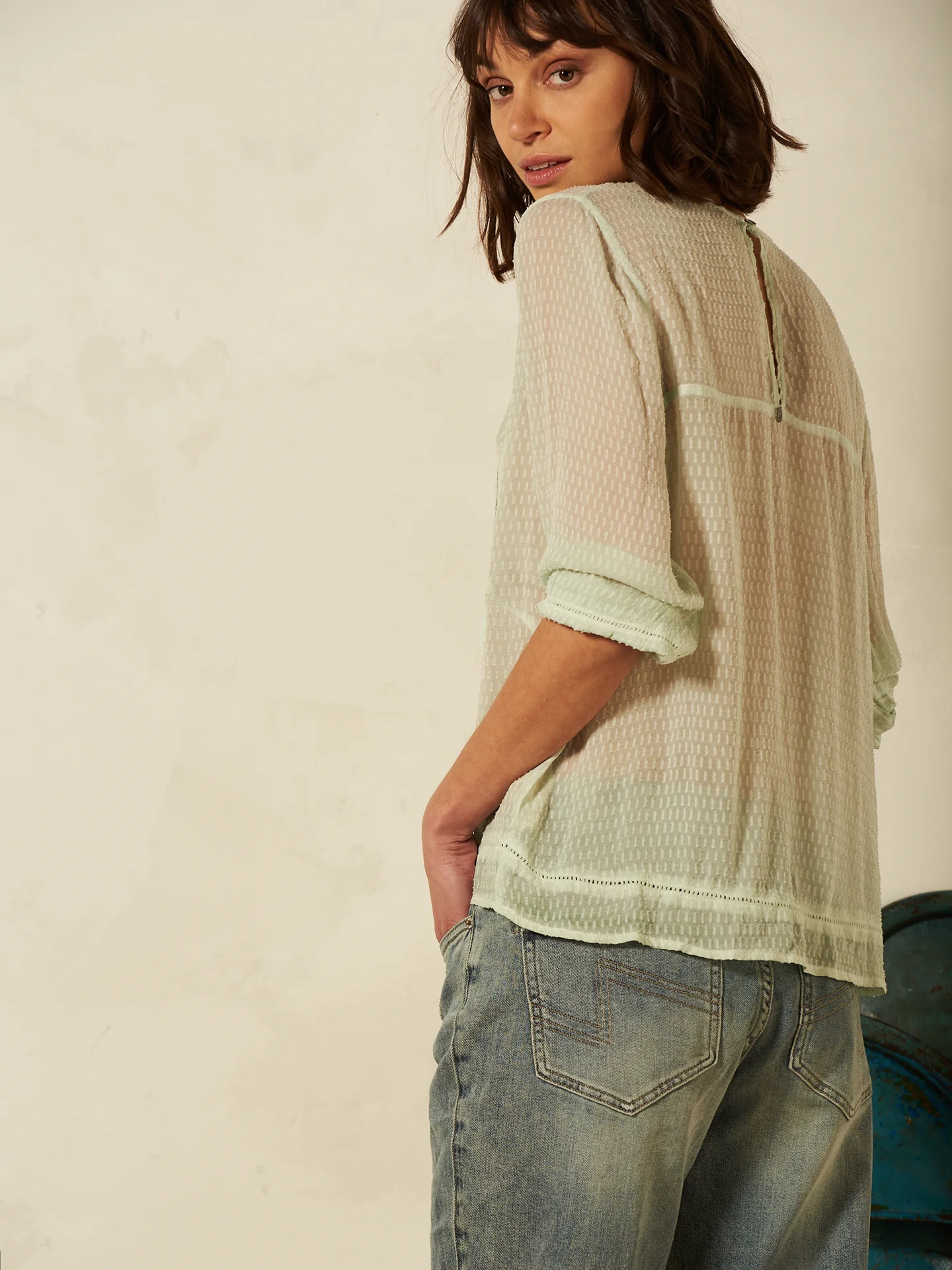 Bluse mit Häkeldetail - Image 9
