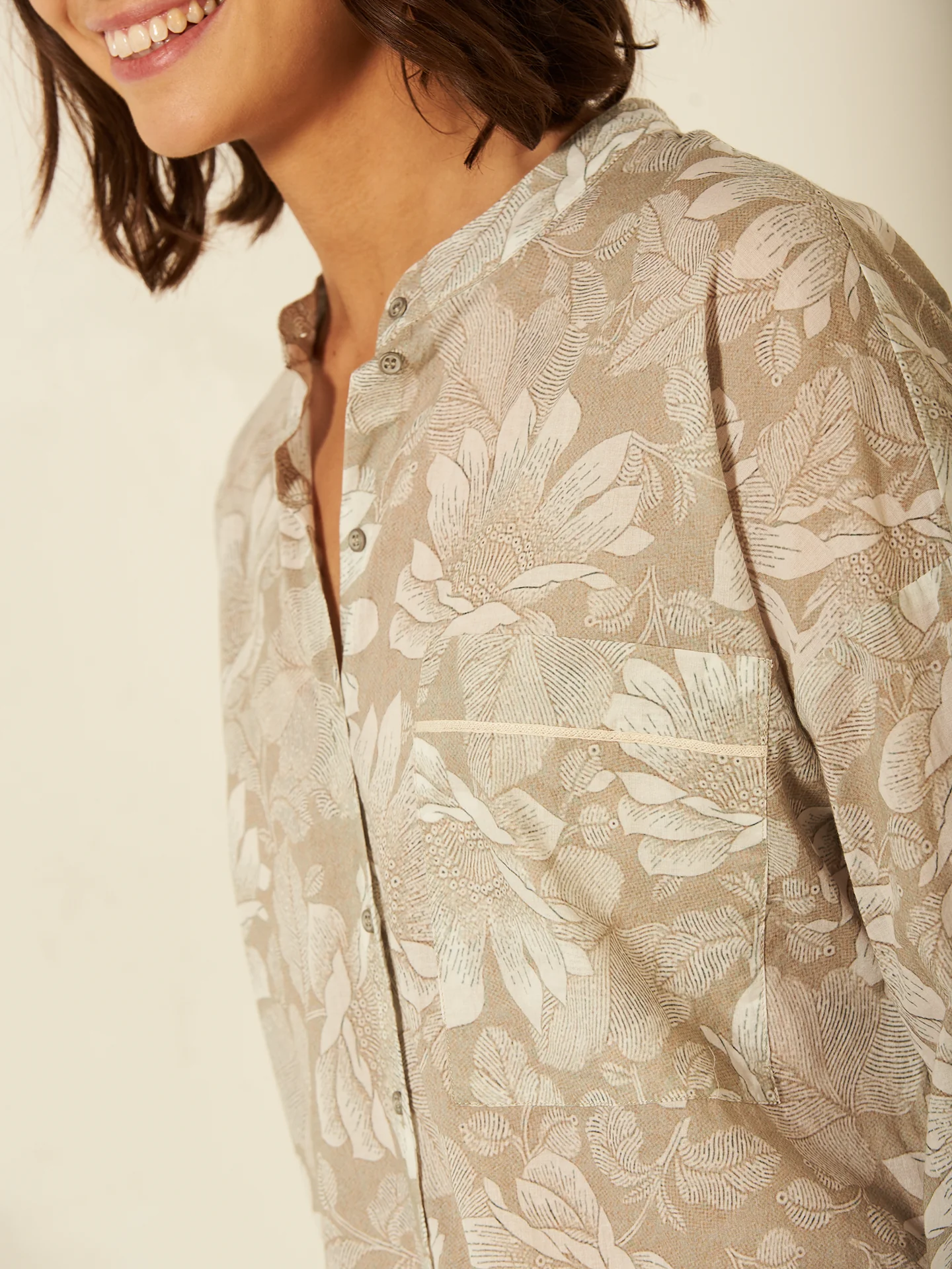 Bluse mit Knopfleiste - Image 8
