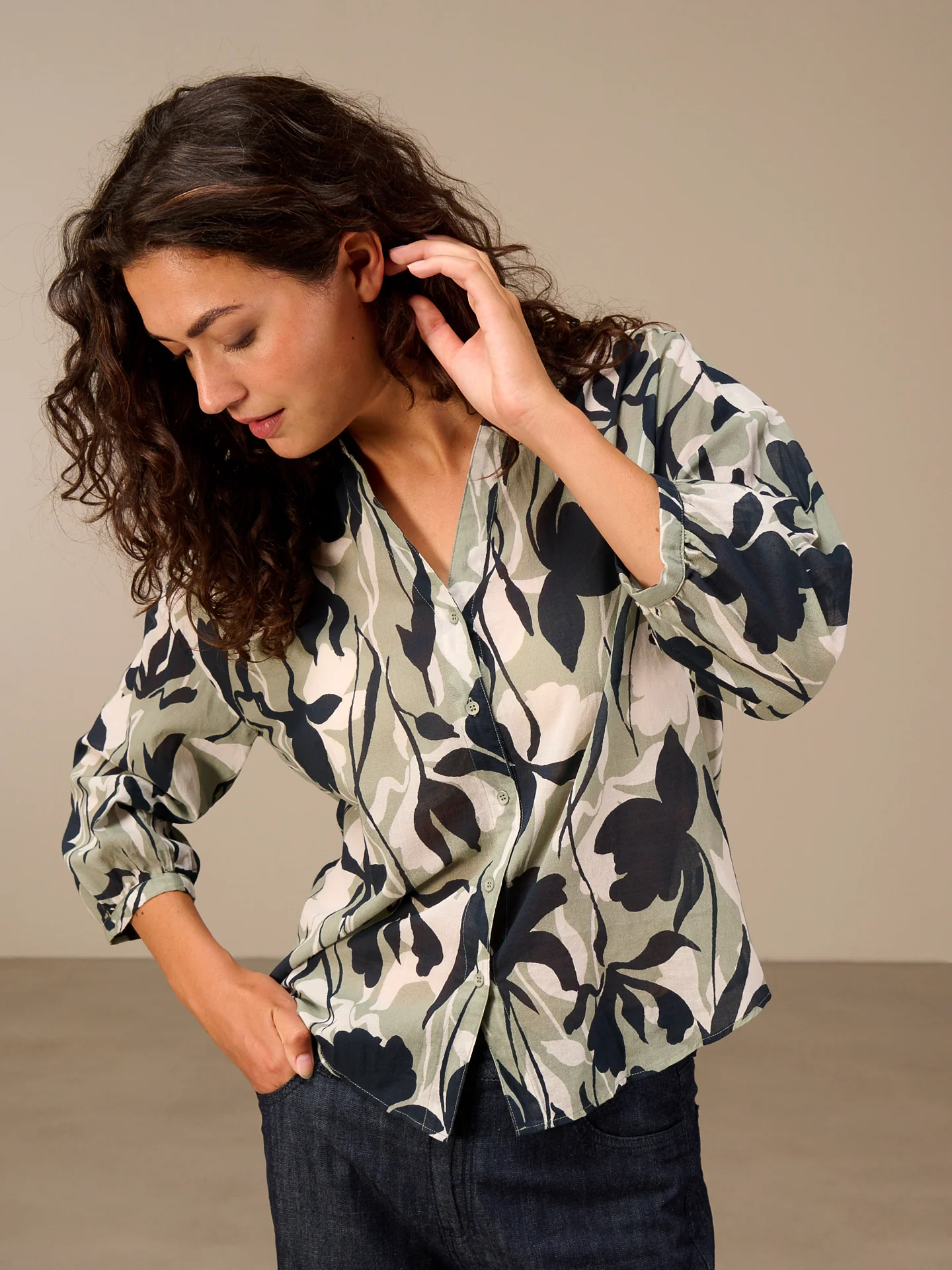 Bluse mit Knopfleiste - Image 16