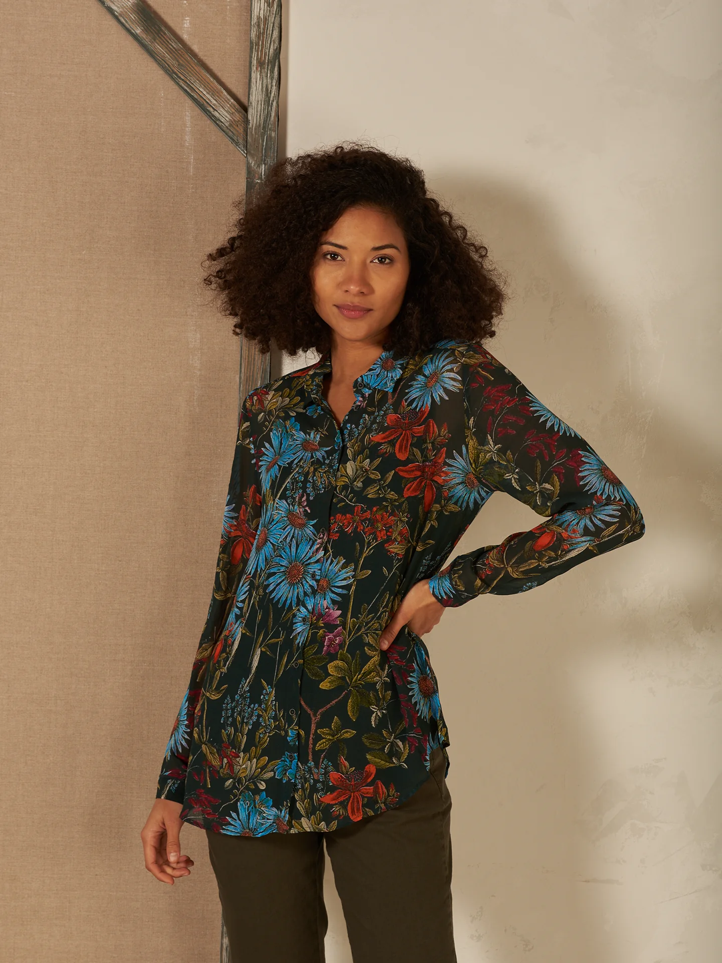 Bluse mit Knopfleiste - Image 7