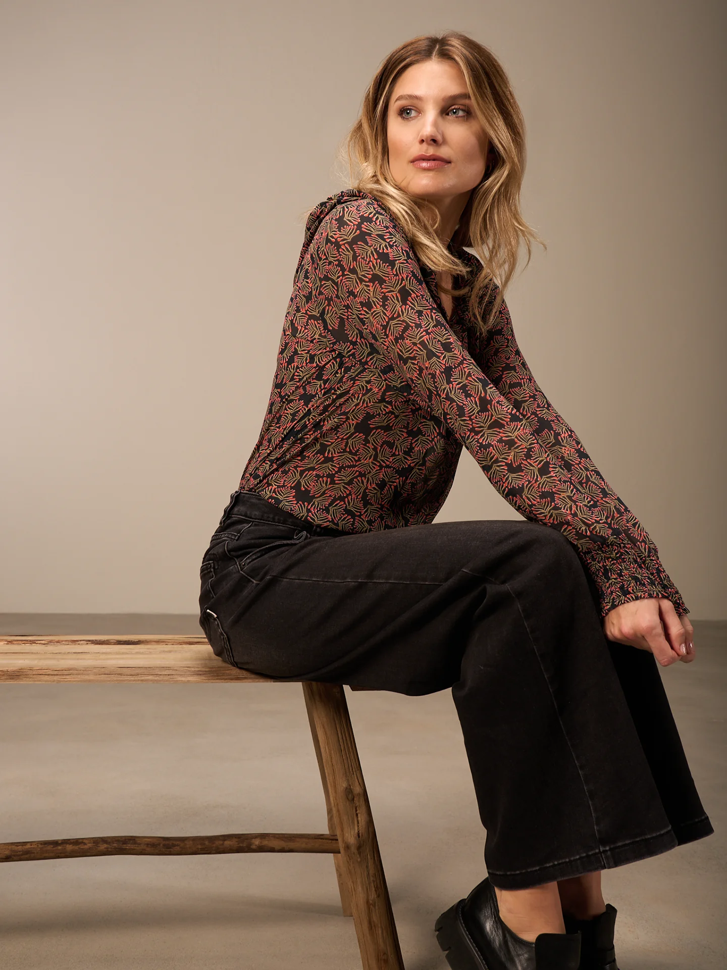 Bluse mit Kapuze - Image 5