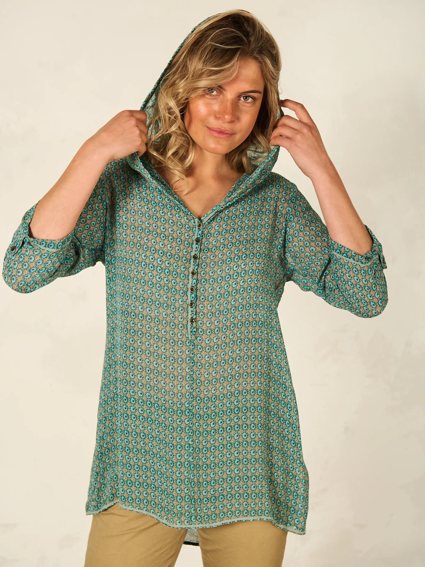 Bluse mit Kapuze - Image 12