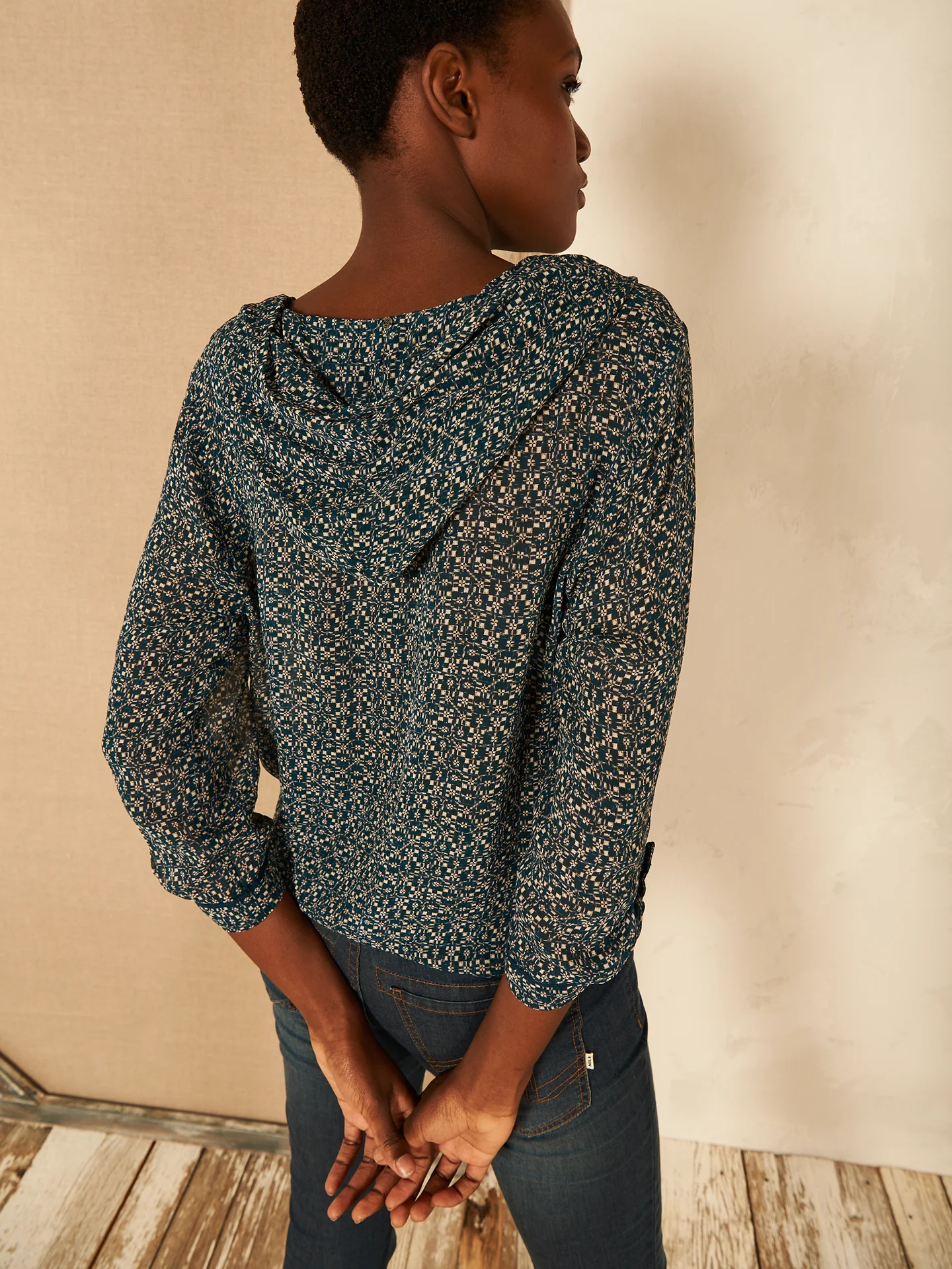 Bluse mit Kapuze - Image 8