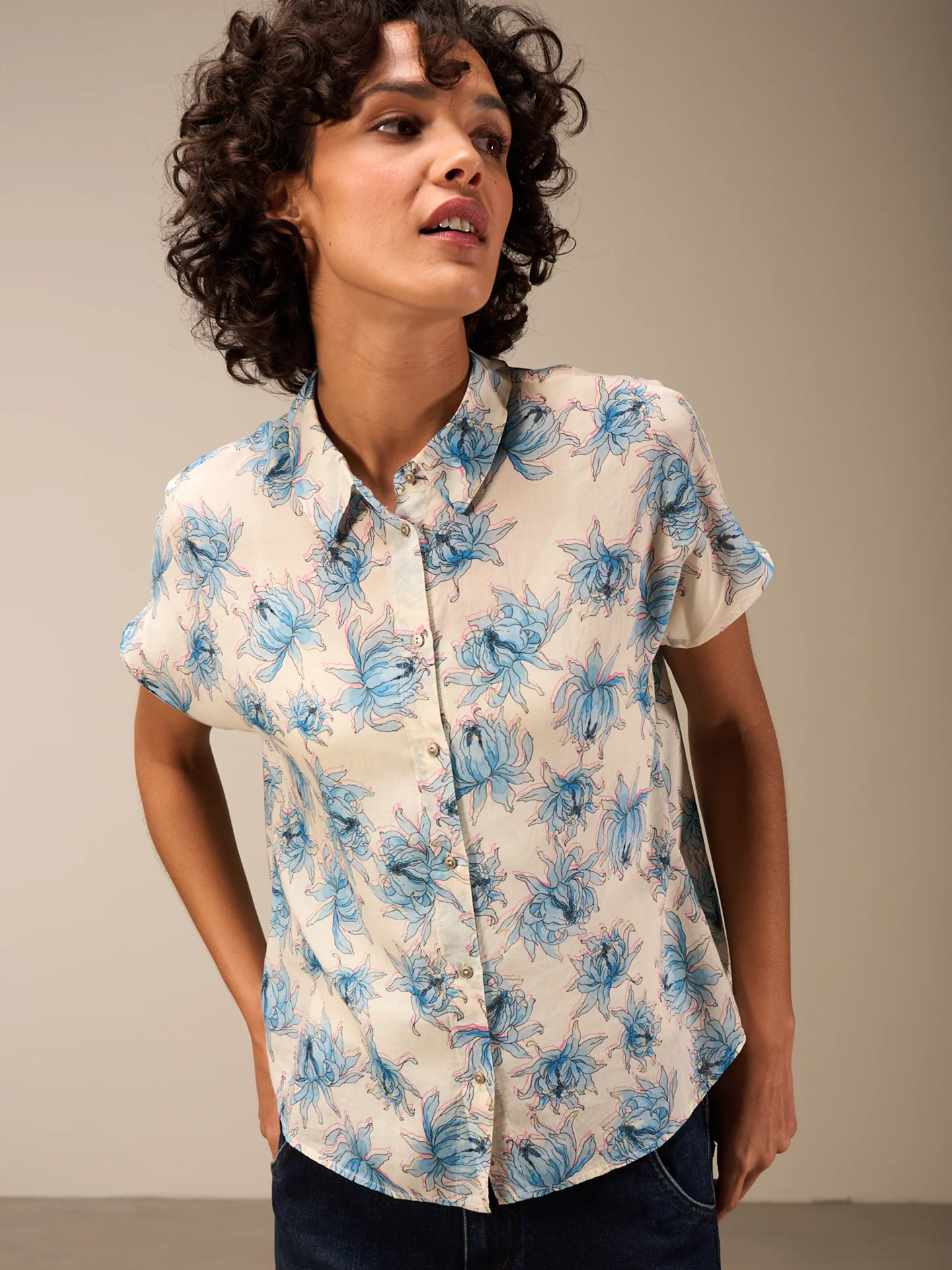 Bluse mit Knopfleiste - Image 17