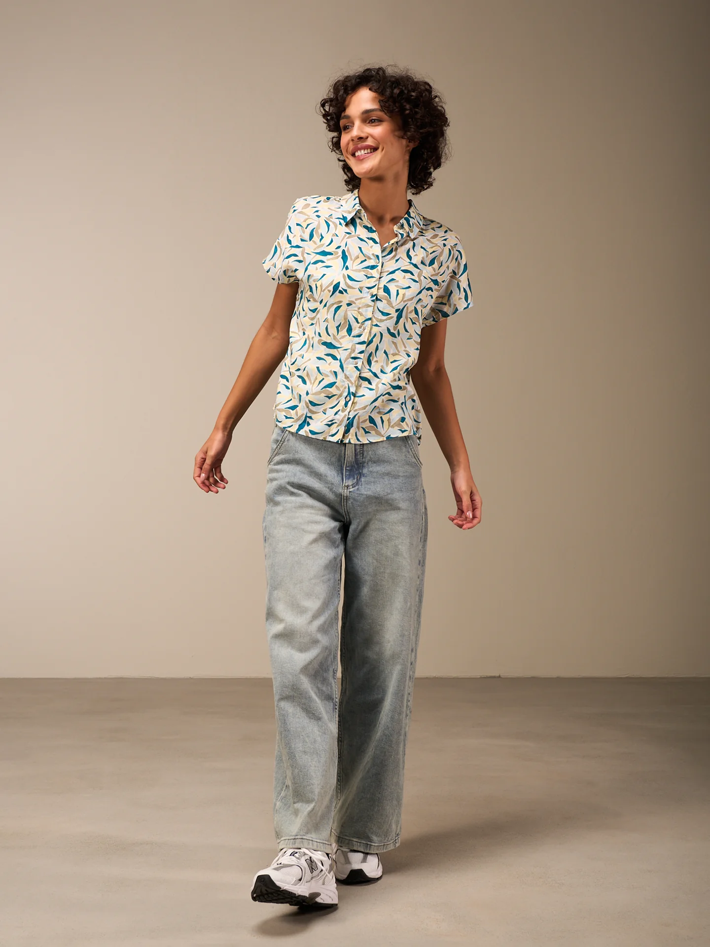 Bluse mit Knopfleiste - Image 8