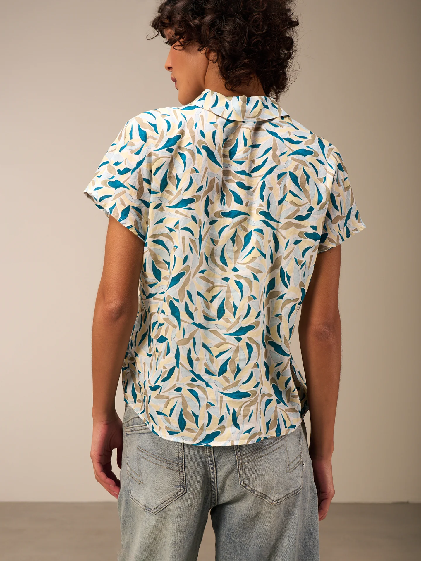 Bluse mit Knopfleiste - Image 9