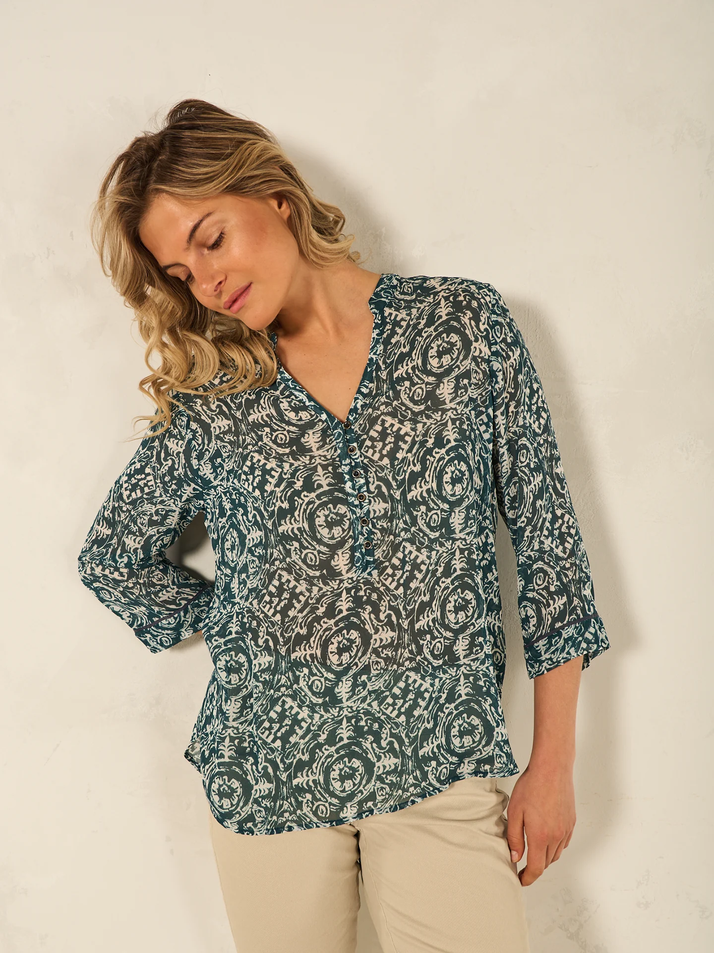 Bluse mit Knopfleiste - Image 13