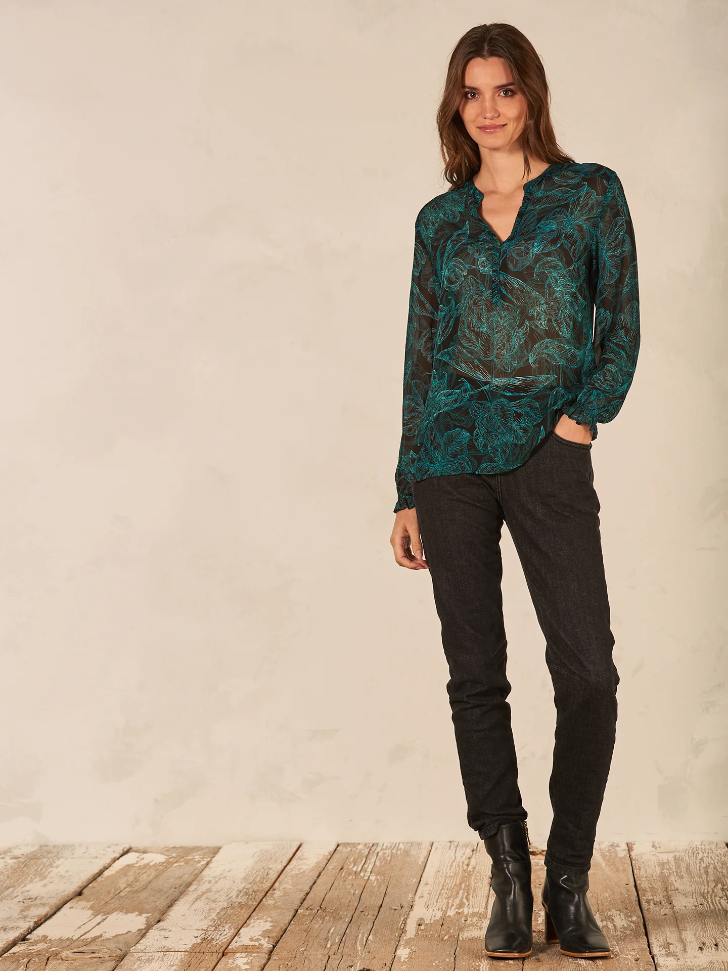 Bluse mit Knopfleiste - Image 14