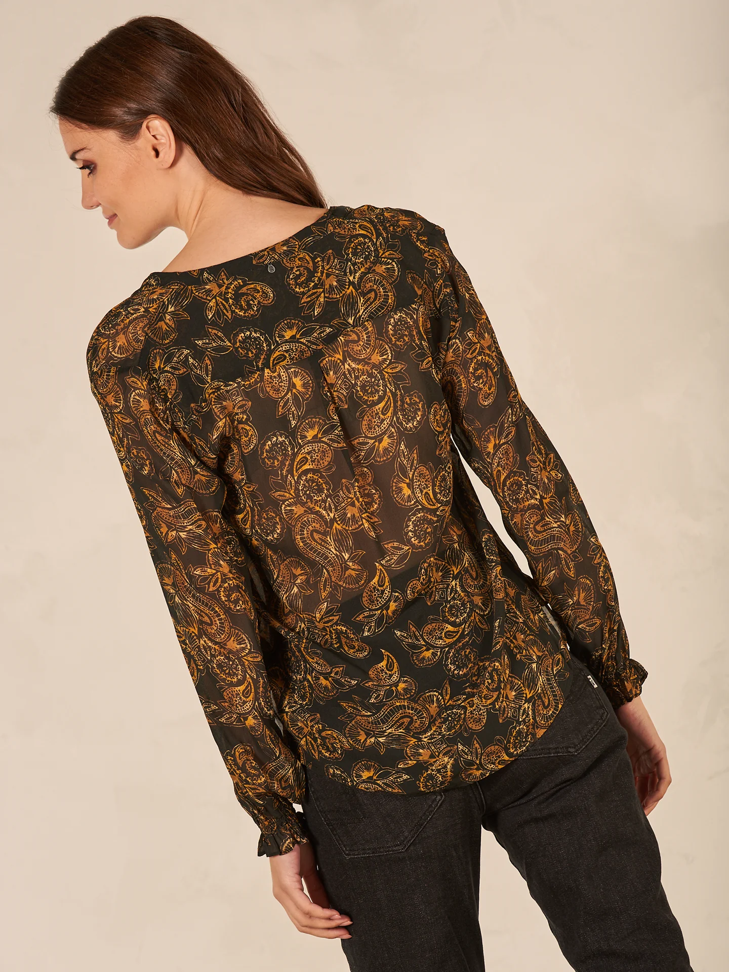 Bluse mit Knopfleiste - Image 8
