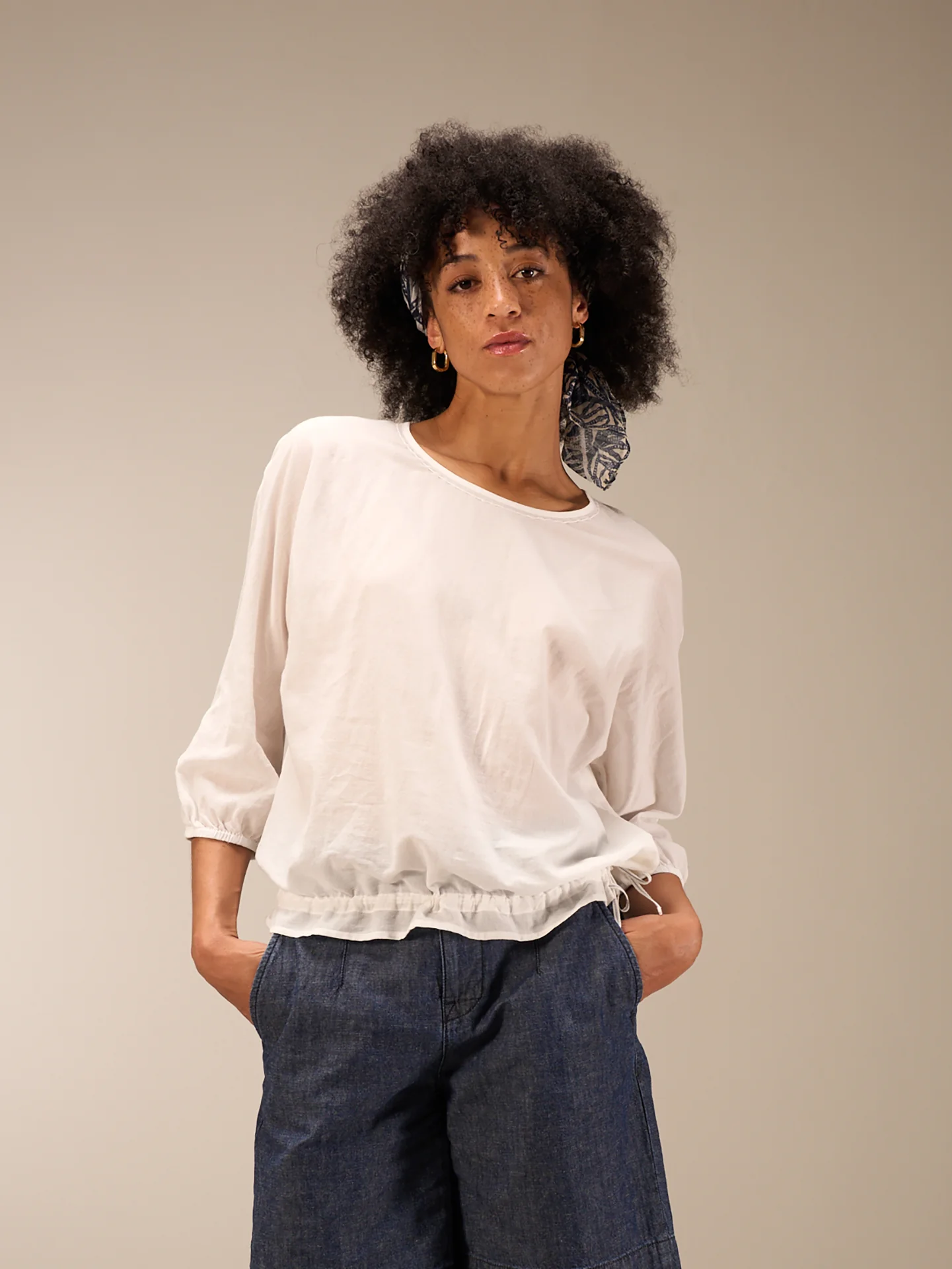 Bluse mit Rundhals