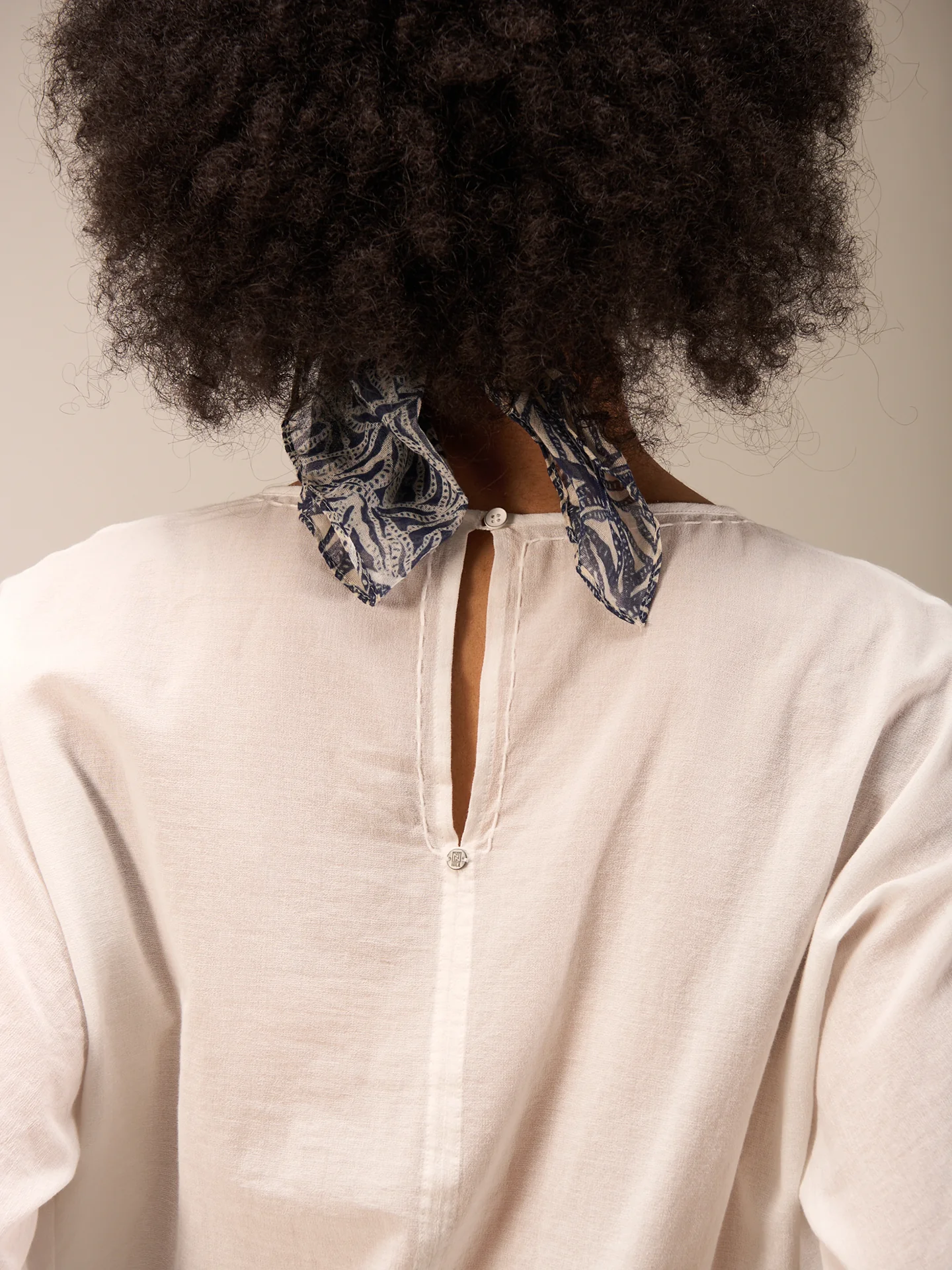 Bluse mit Rundhals - Image 5