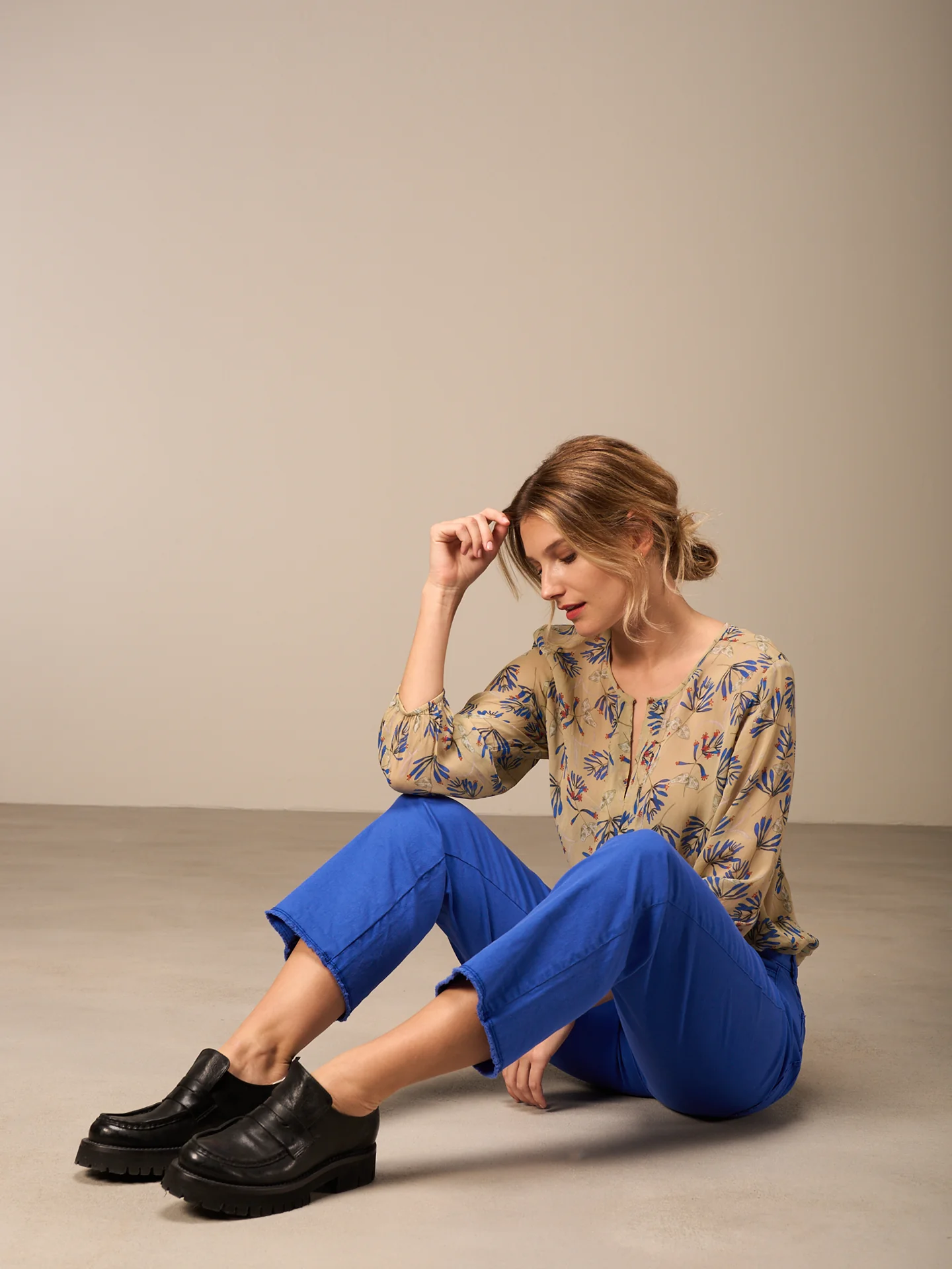 Bluse mit Rundhals - Image 12