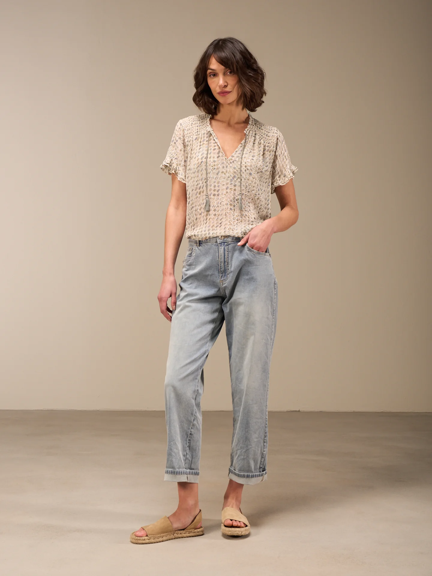 Bluse mit Rüschendetail - Image 8