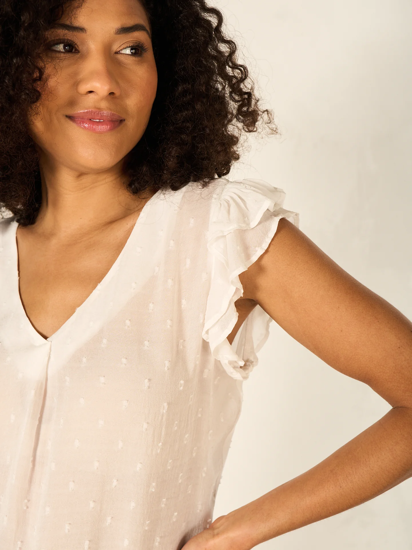 Bluse mit Rüschendetail - Image 2