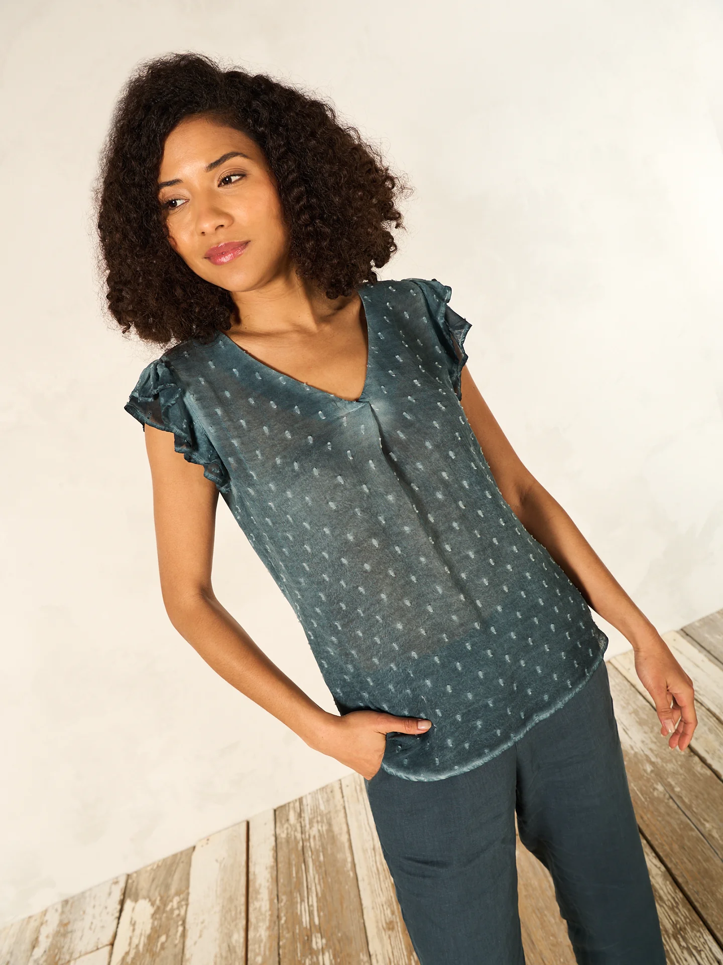 Bluse mit Rüschendetail - Image 8