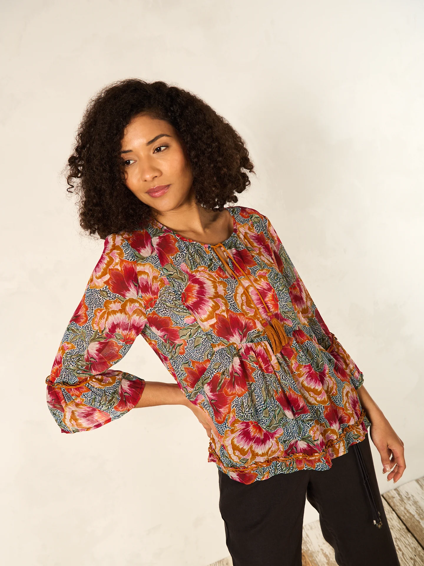 Bluse mit Rüschendetail