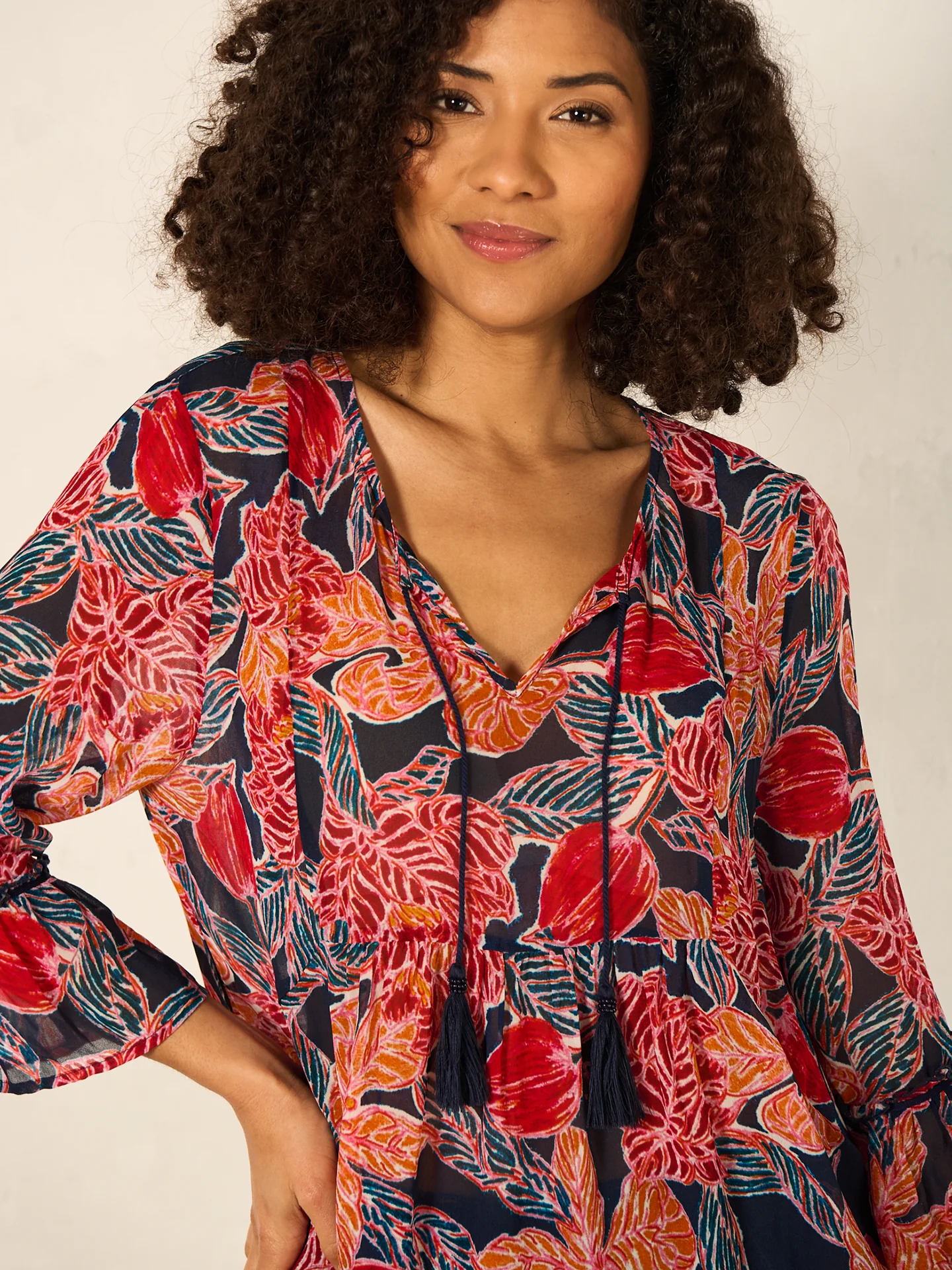 Bluse mit Rüschendetail - Image 7