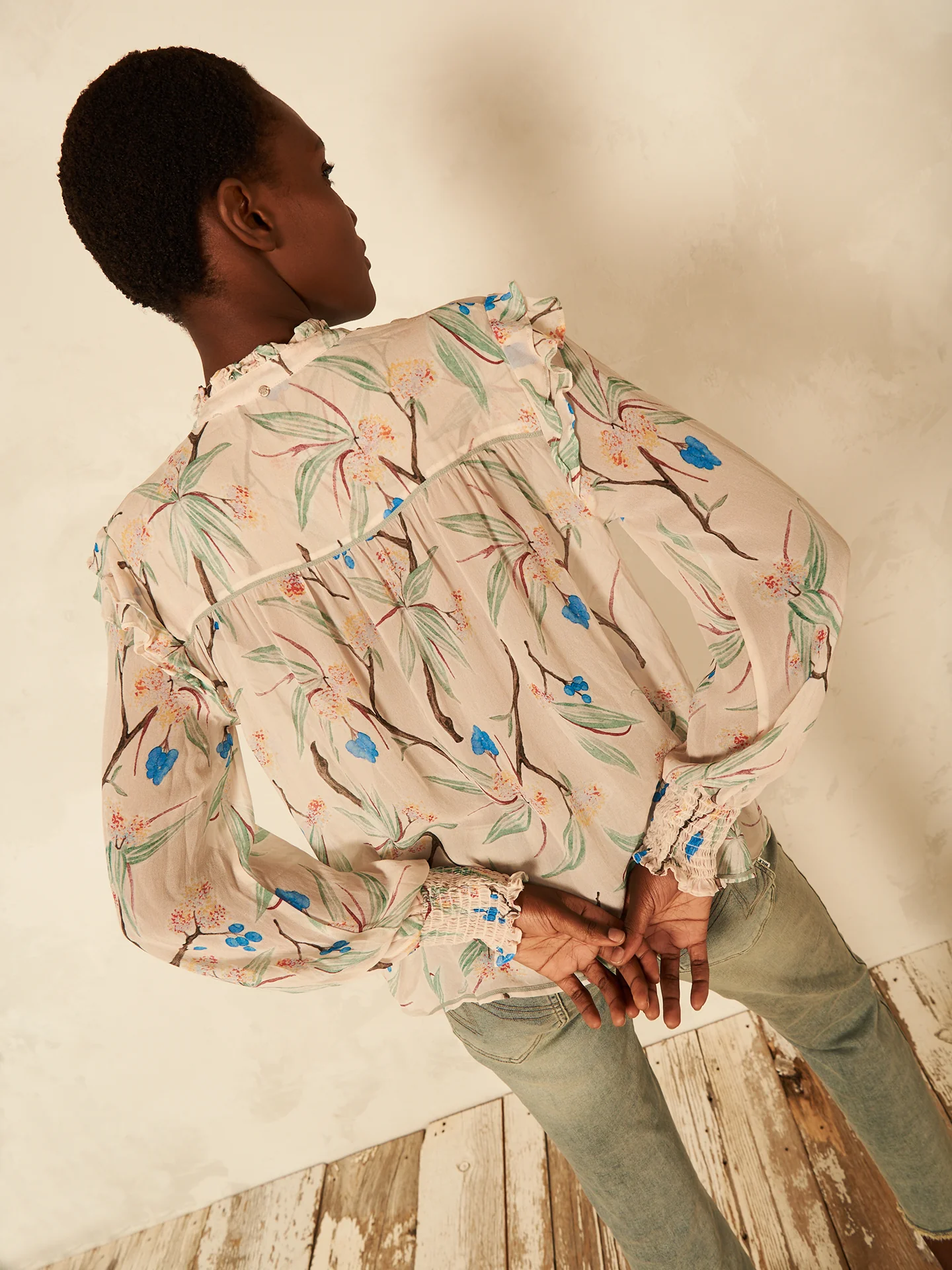 Bluse mit Rüschendetail - Image 4