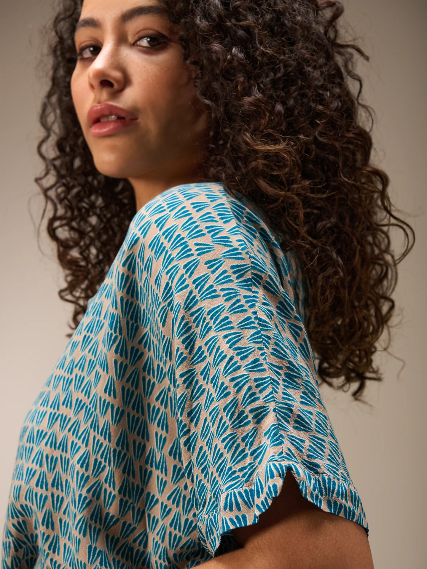 Bluse mit Stehkragen - Image 14