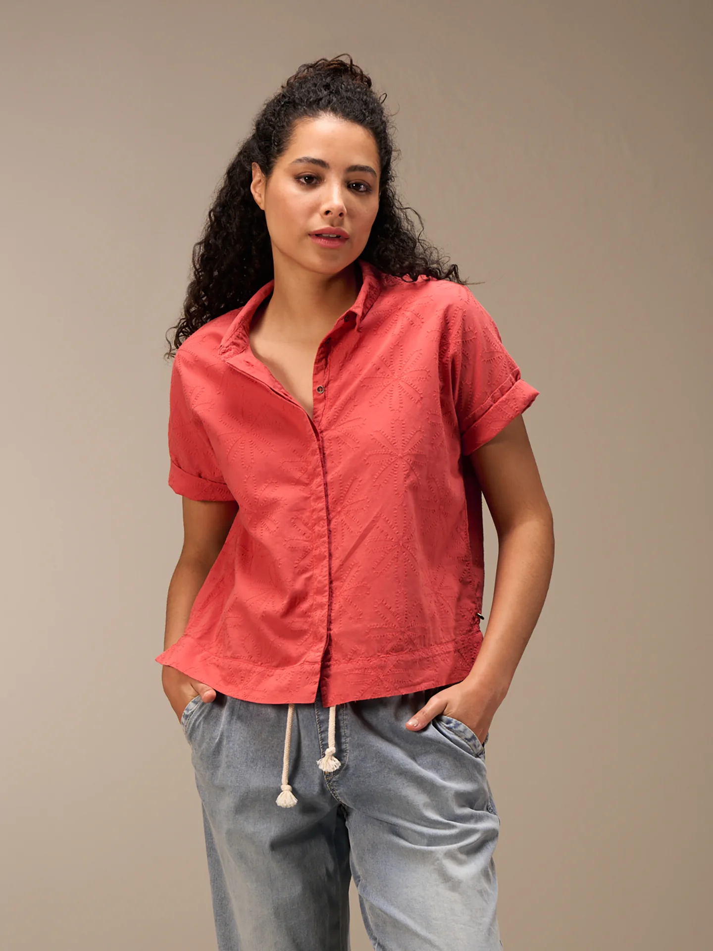 Bluse mit Stickerei - Image 14