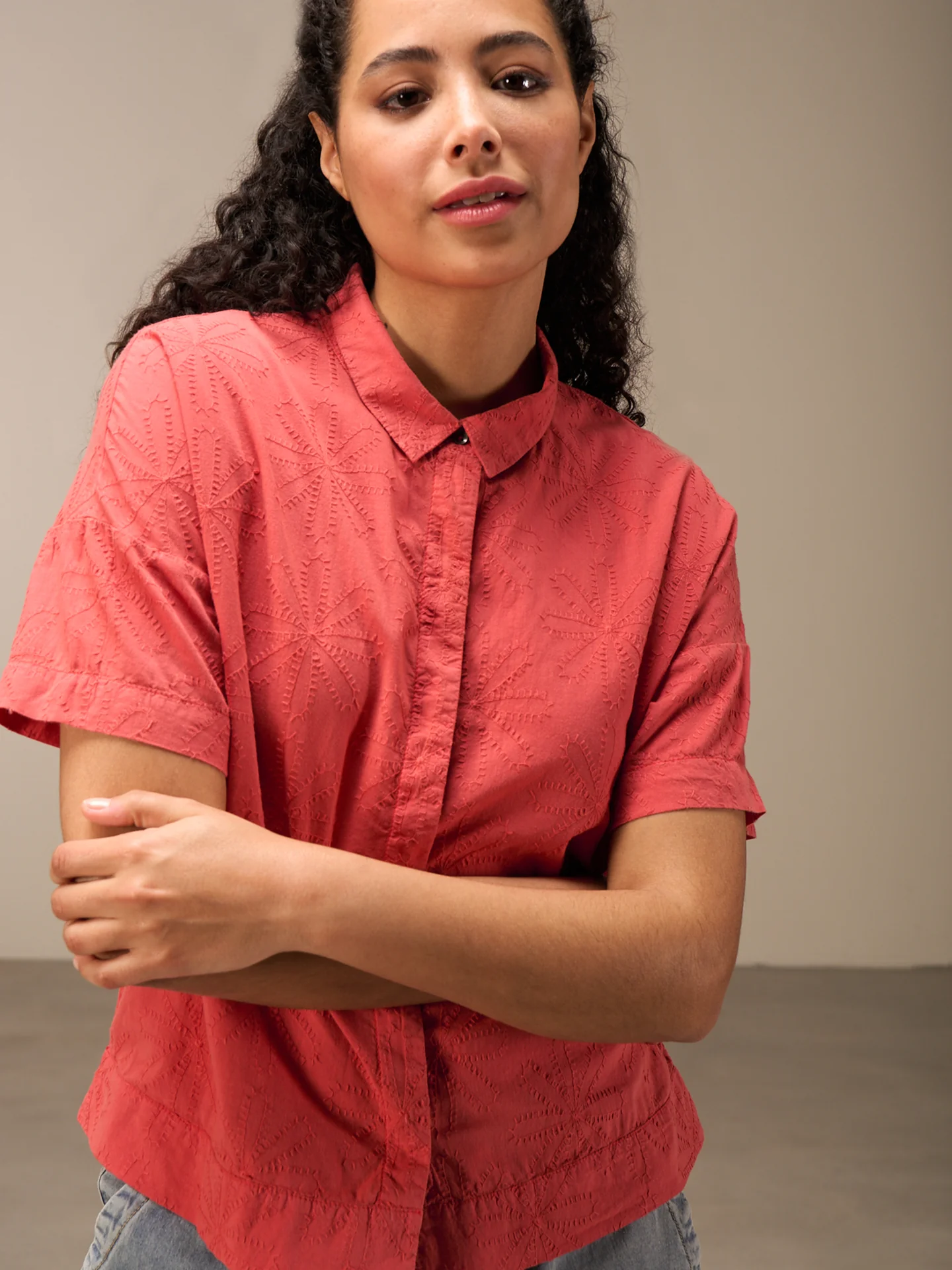 Bluse mit Stickerei - Image 18
