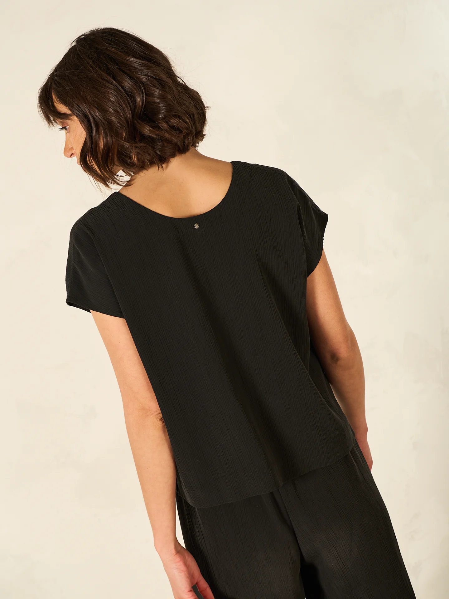 Bluse mit V-Ausschnitt - Image 3