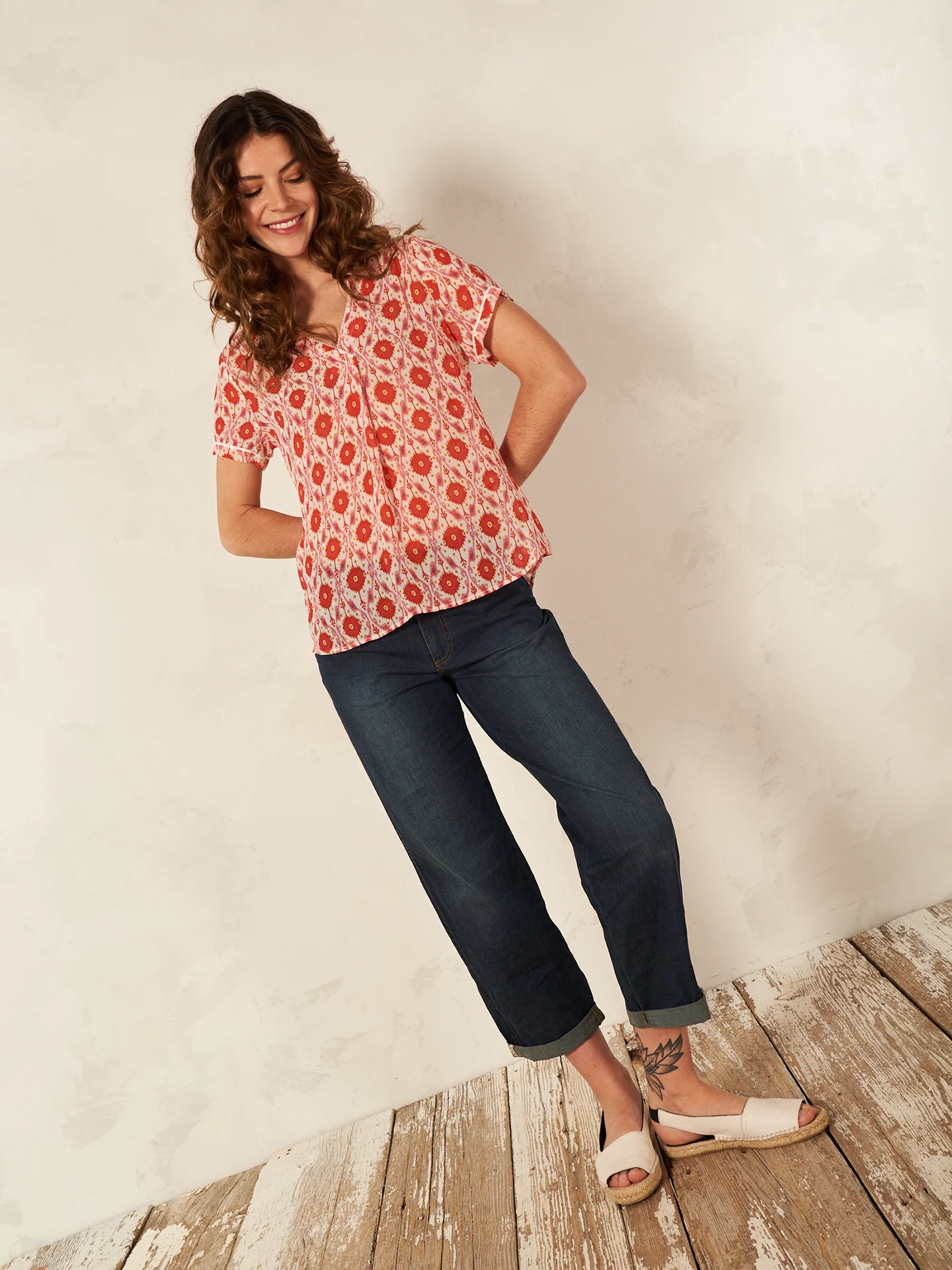 Bluse mit V-Ausschnitt - Image 9