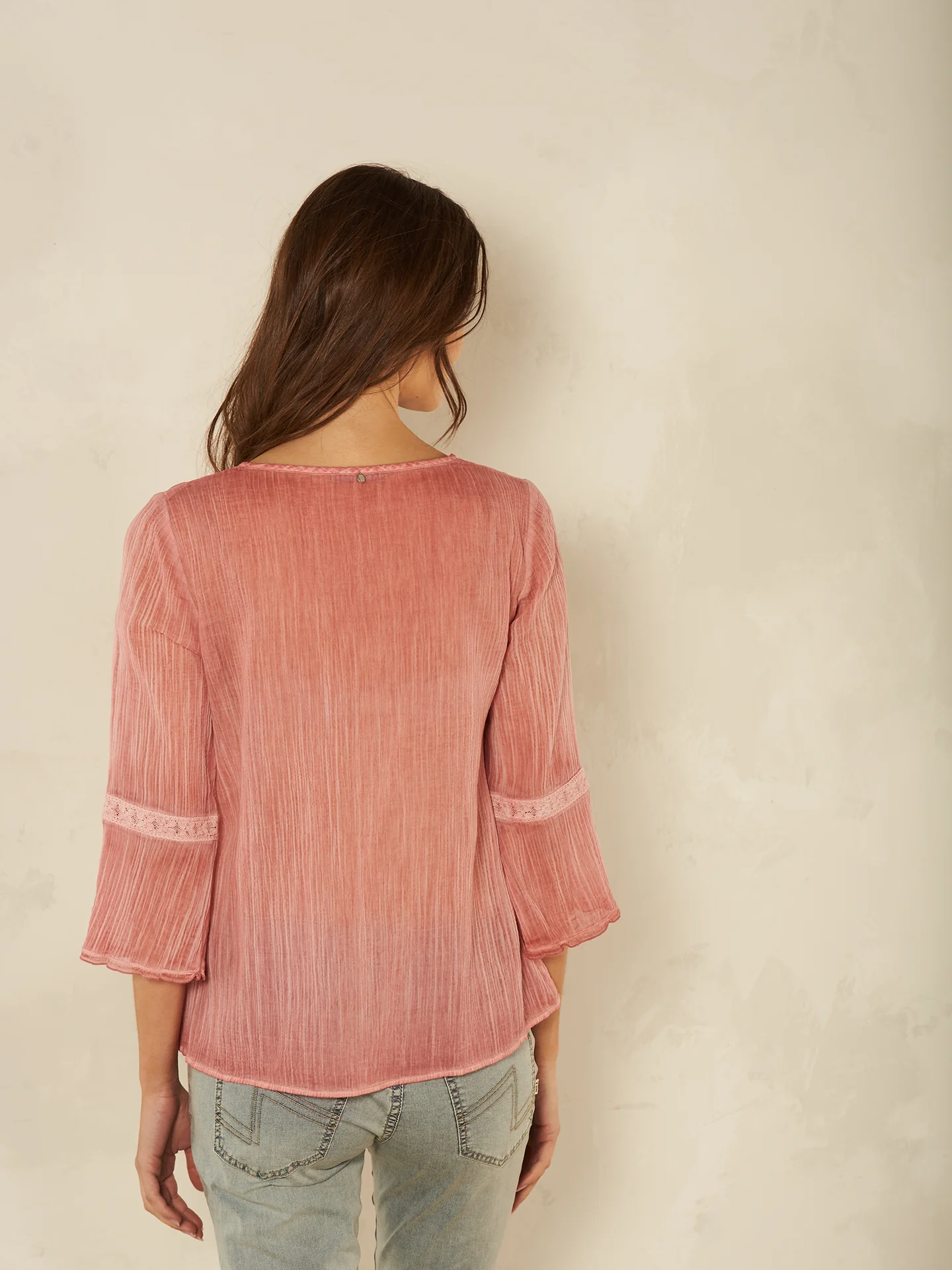 Bluse mit Volant - Image 20