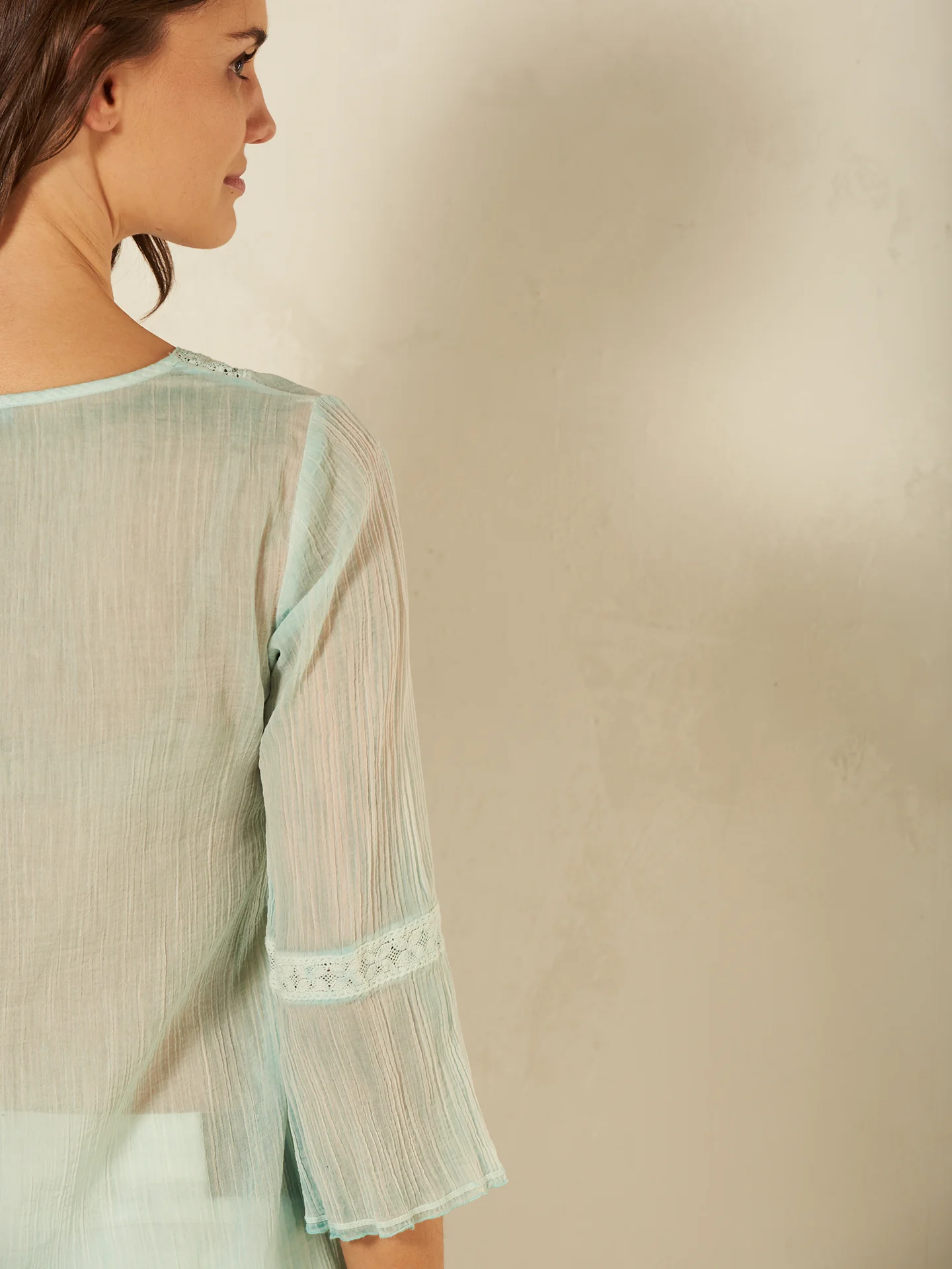 Bluse mit Volant - Image 3