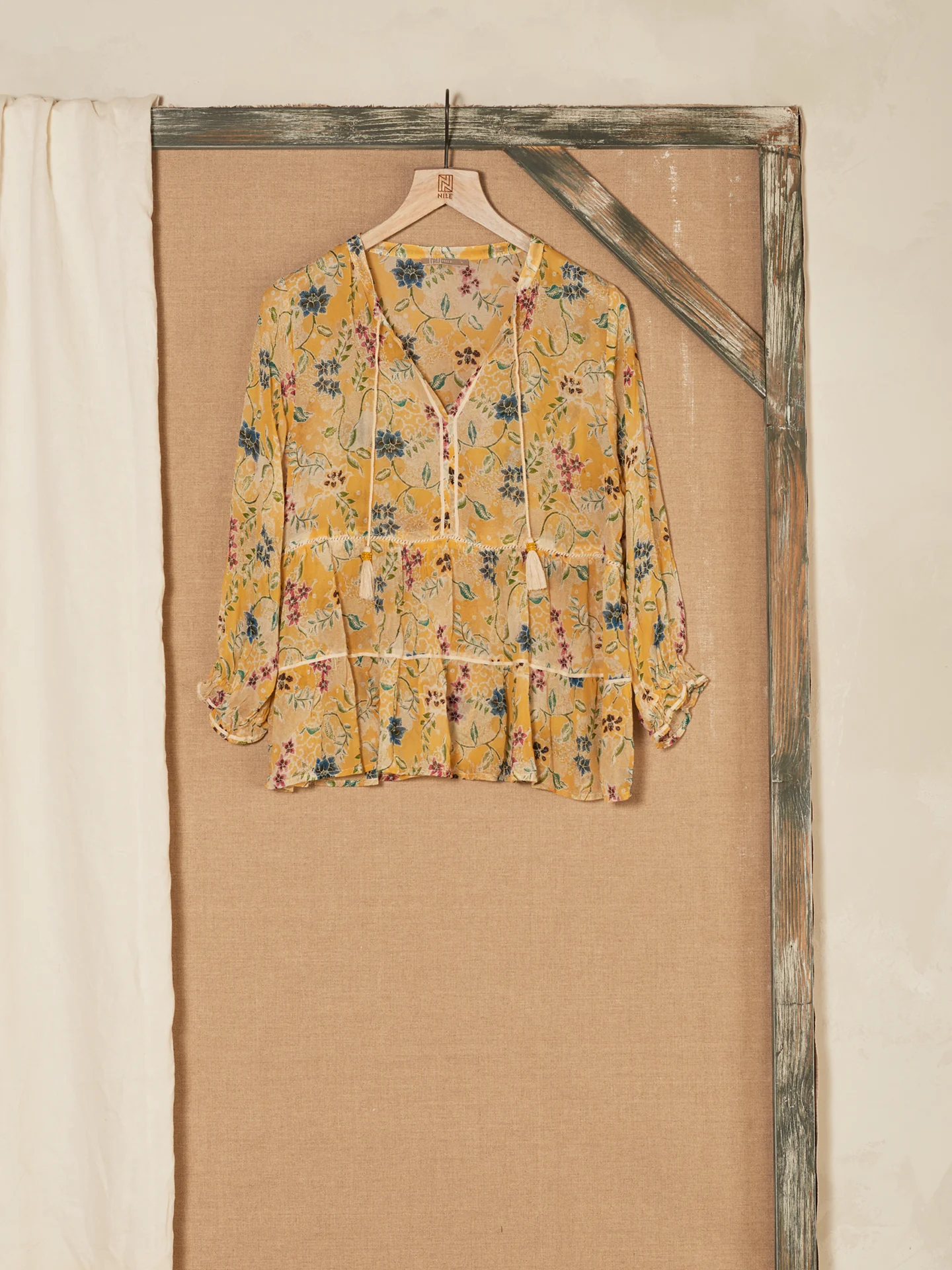 Bluse mit Volant - Image 27