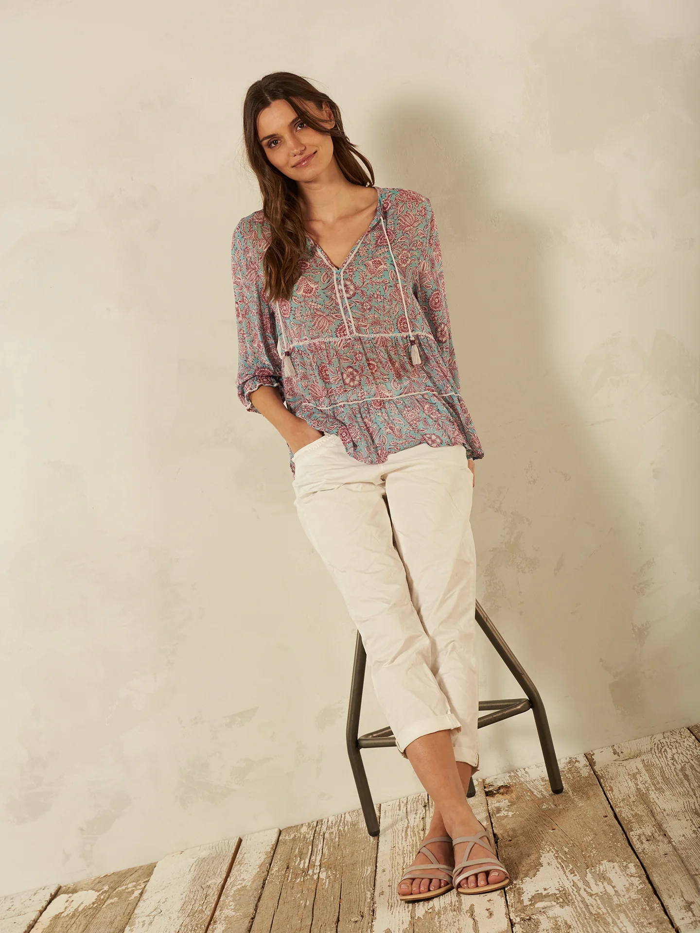 Bluse mit Volant - Image 4