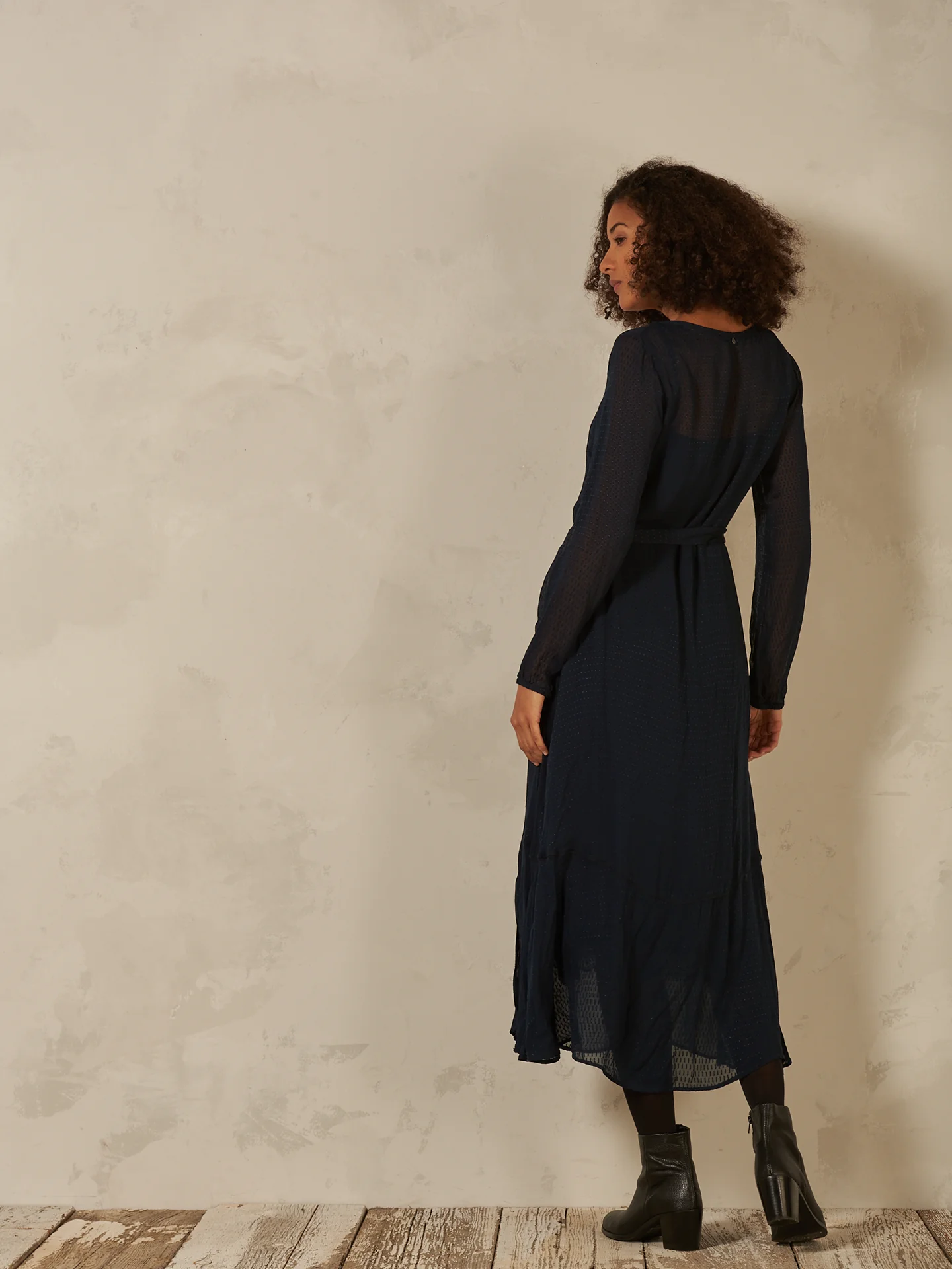 Kleid mit Volant - Image 9