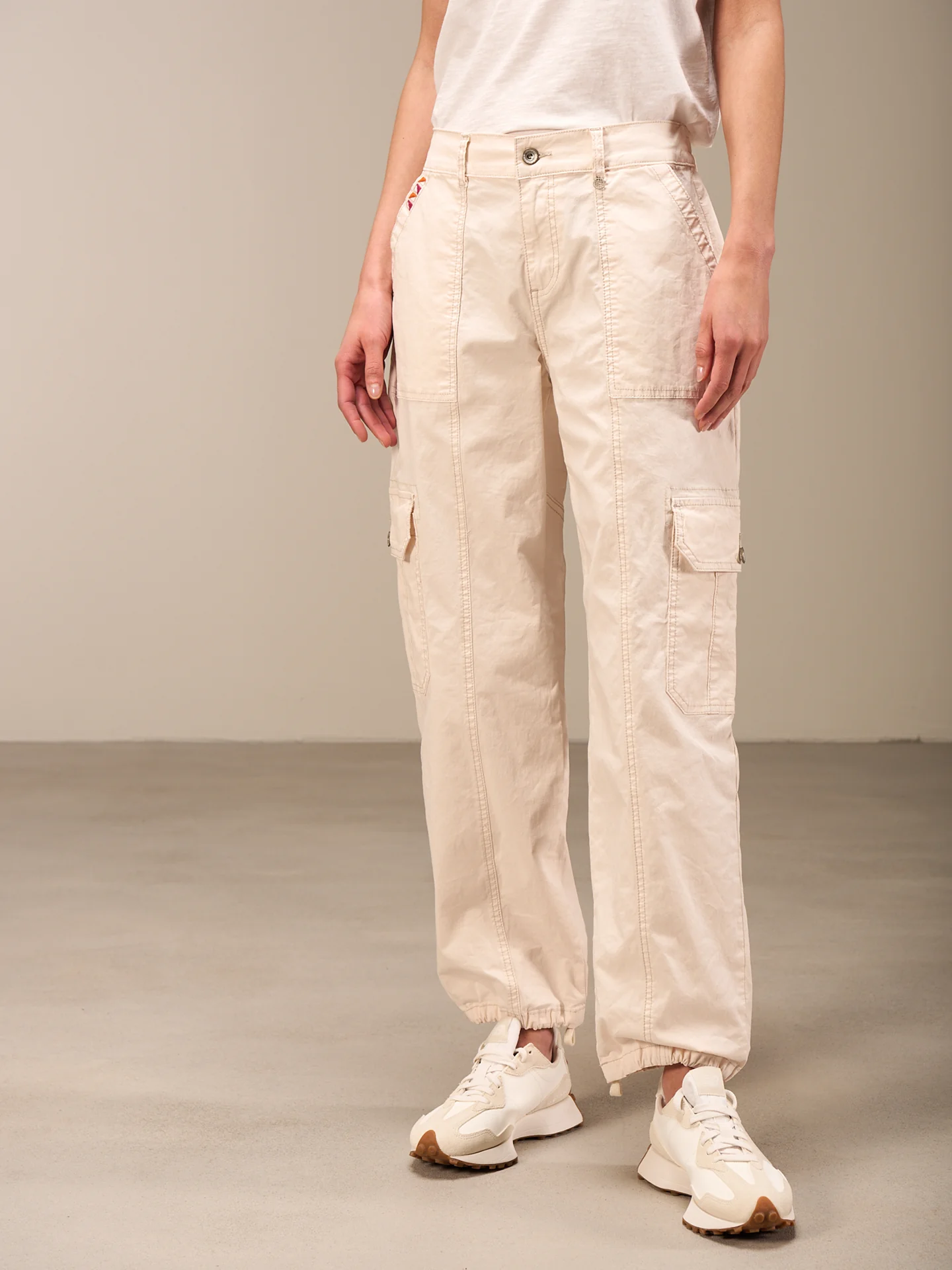 Hose Cargo - Image 2