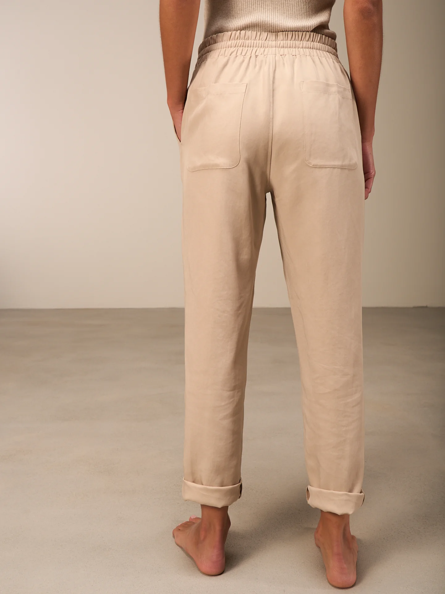 Hose mit elastischem Bund - Image 3