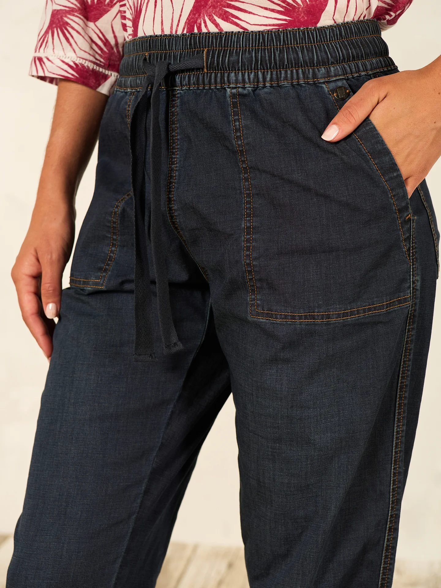 Hose mit elastischem Bund - Image 8