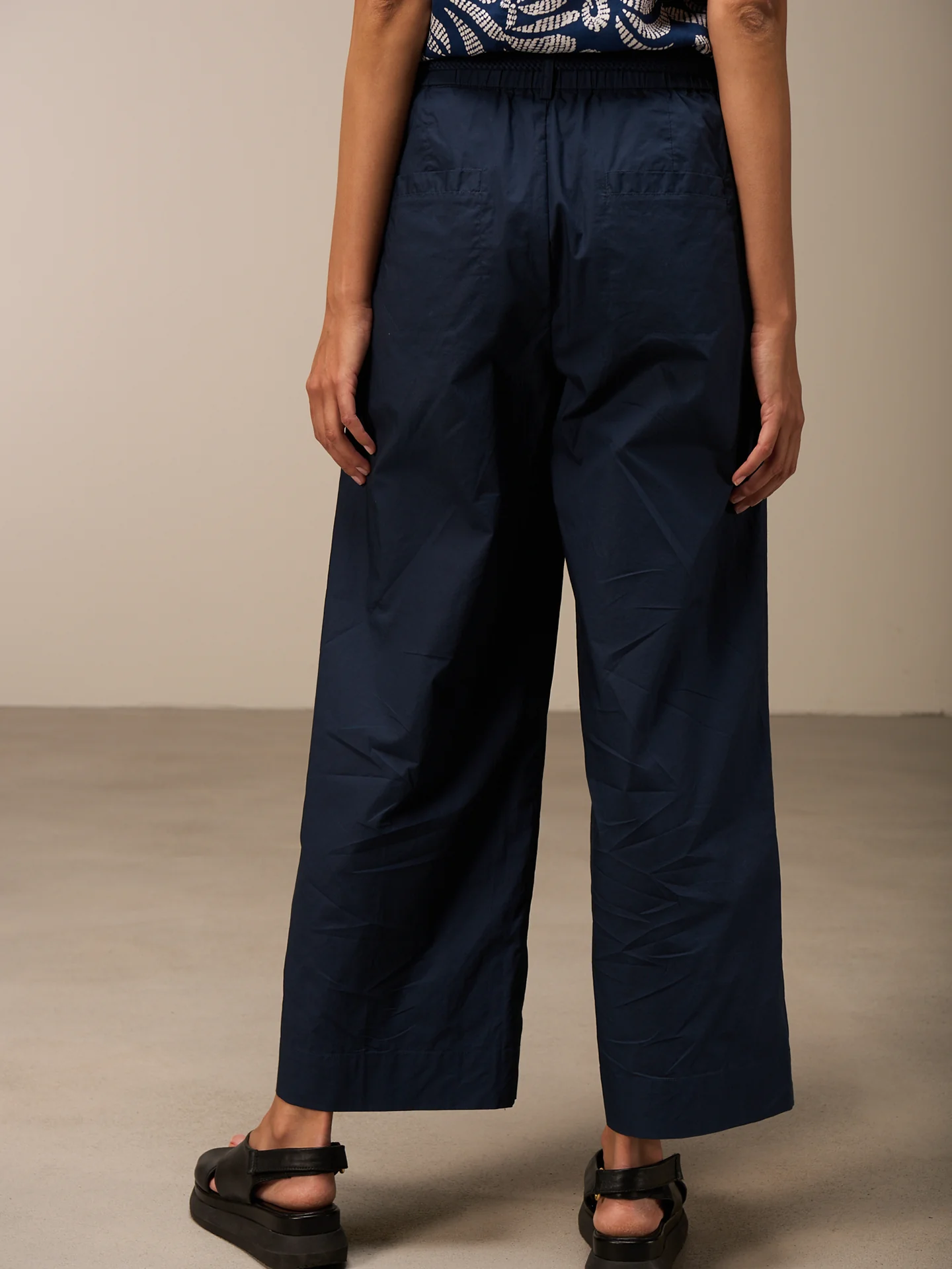 Hose mit weitem Bein - Image 15