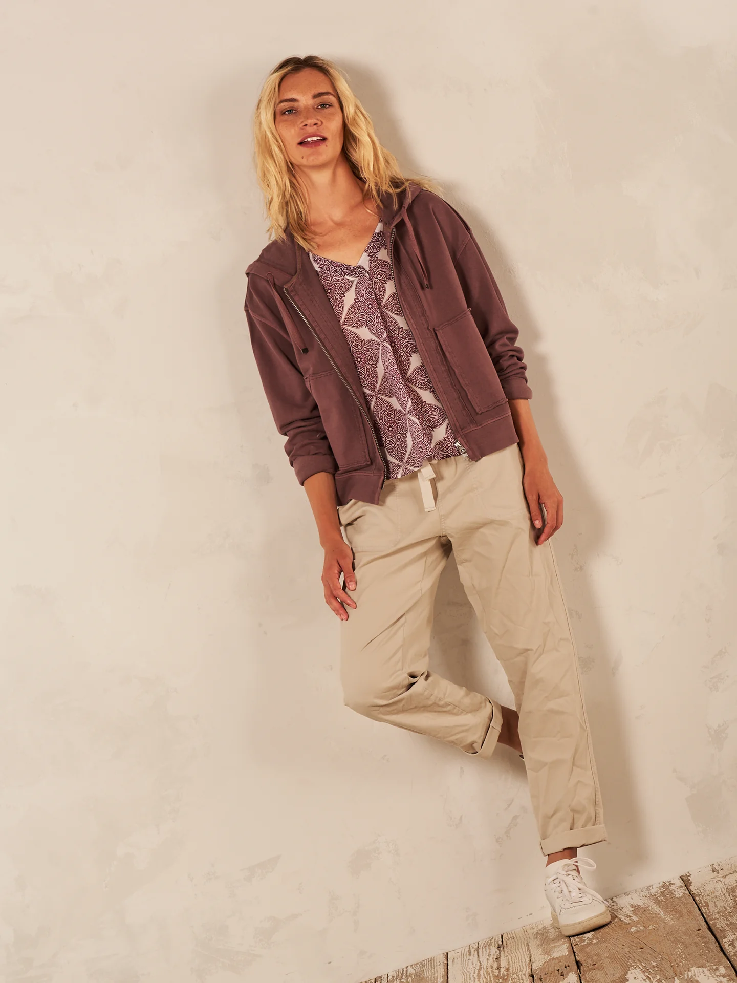 Sweatjacke mit Kapuze - Image 12