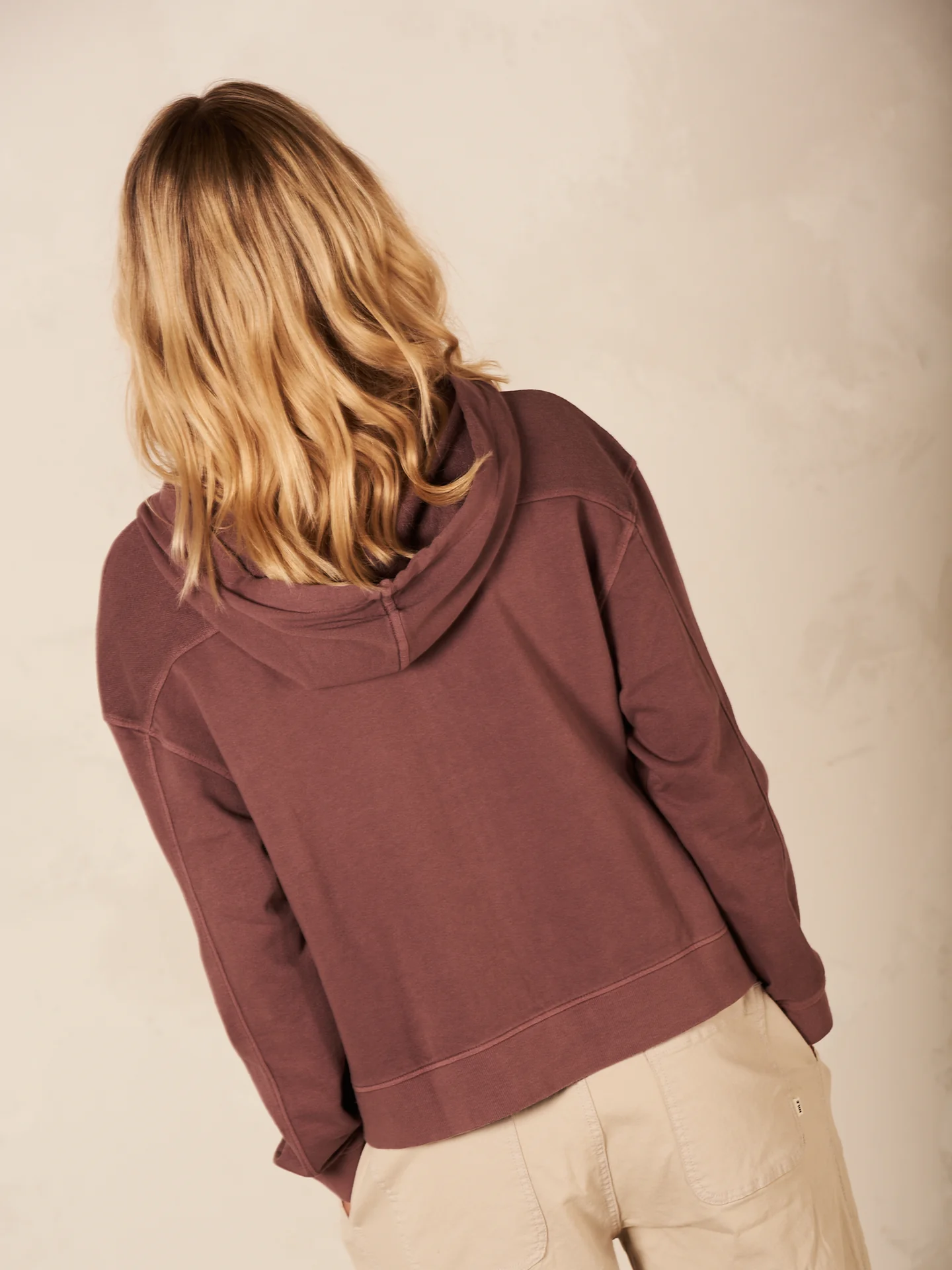 Sweatjacke mit Kapuze - Image 14