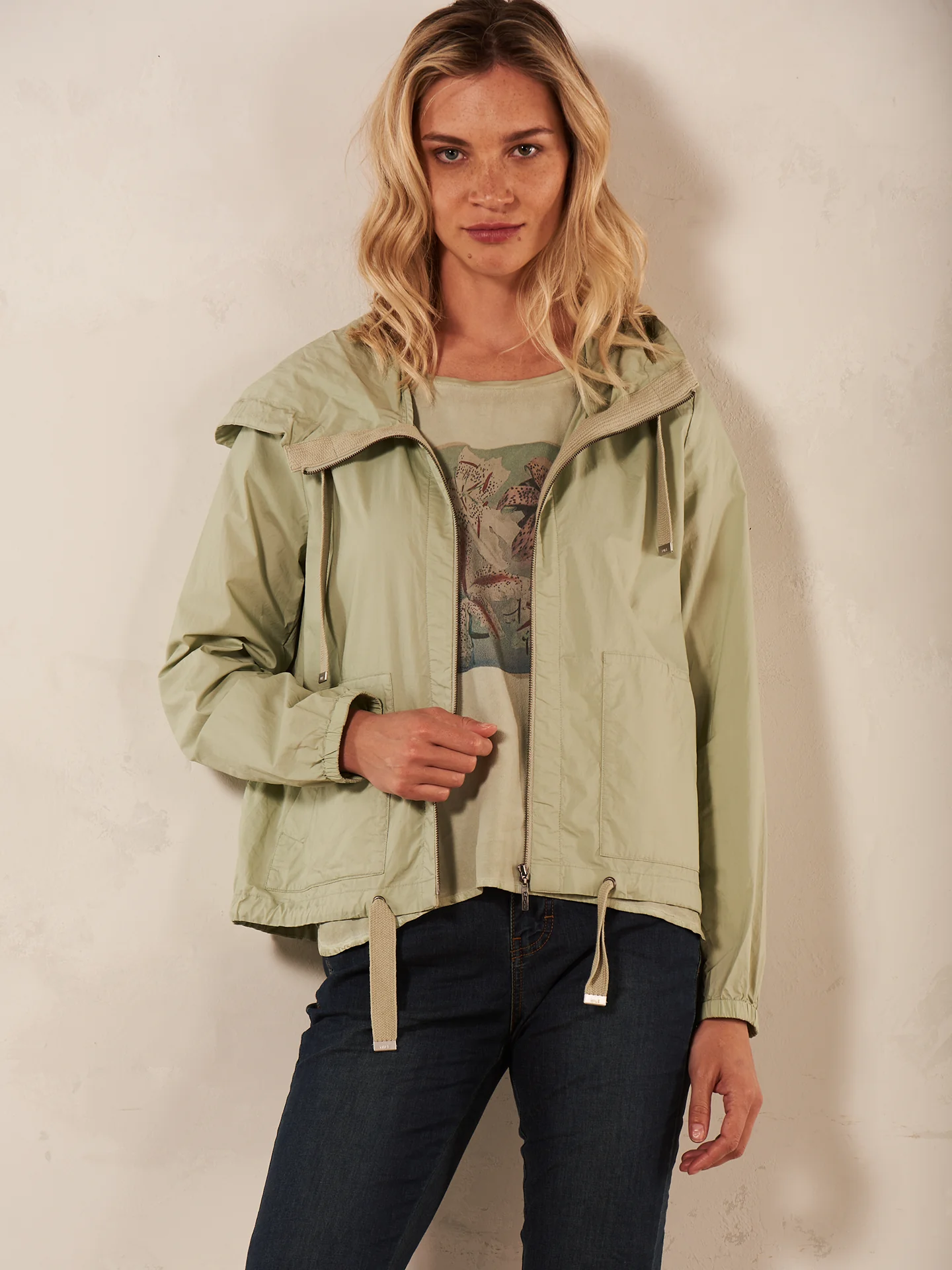Jacke mit Kapuze - Image 12