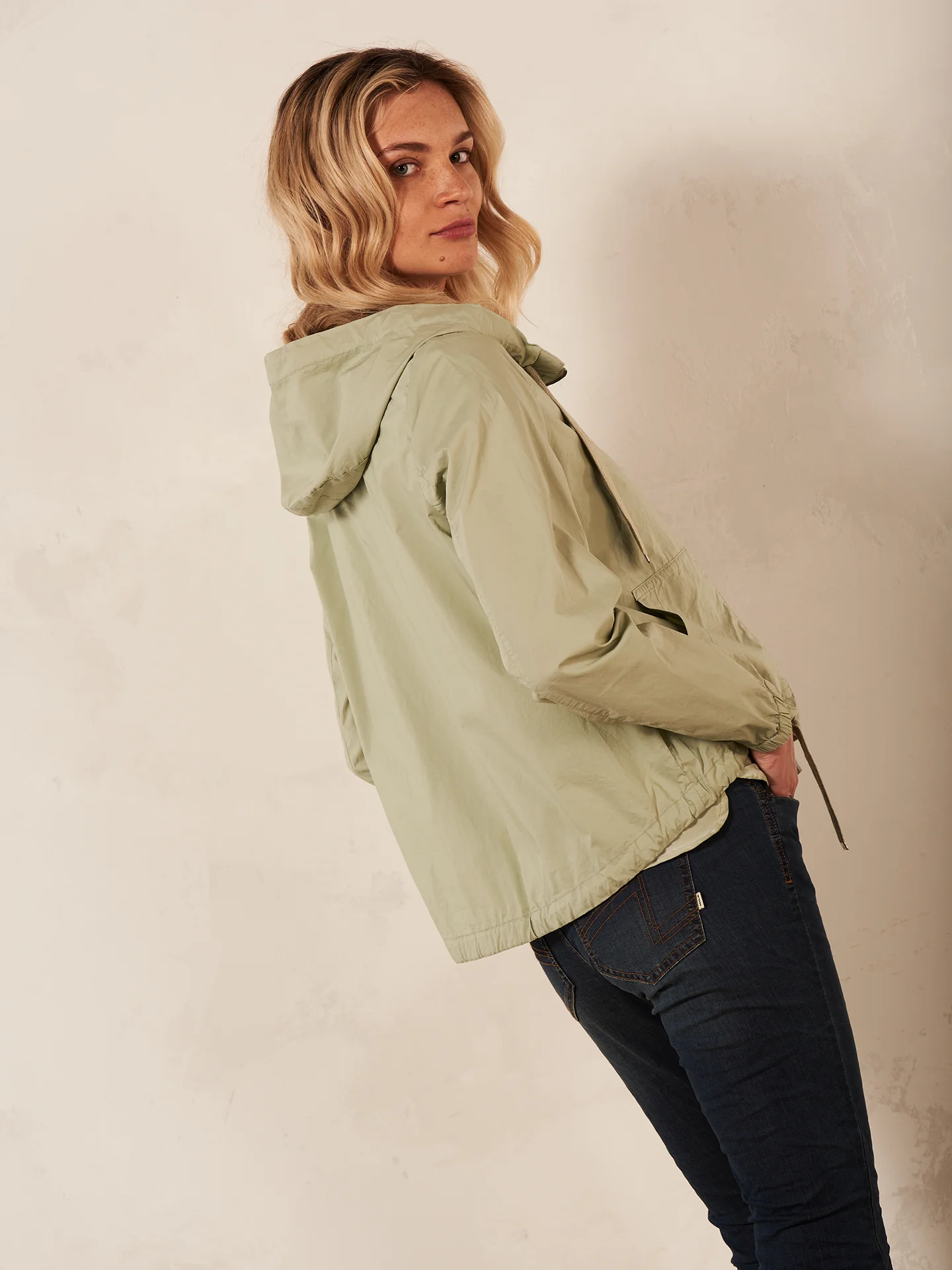 Jacke mit Kapuze - Image 13