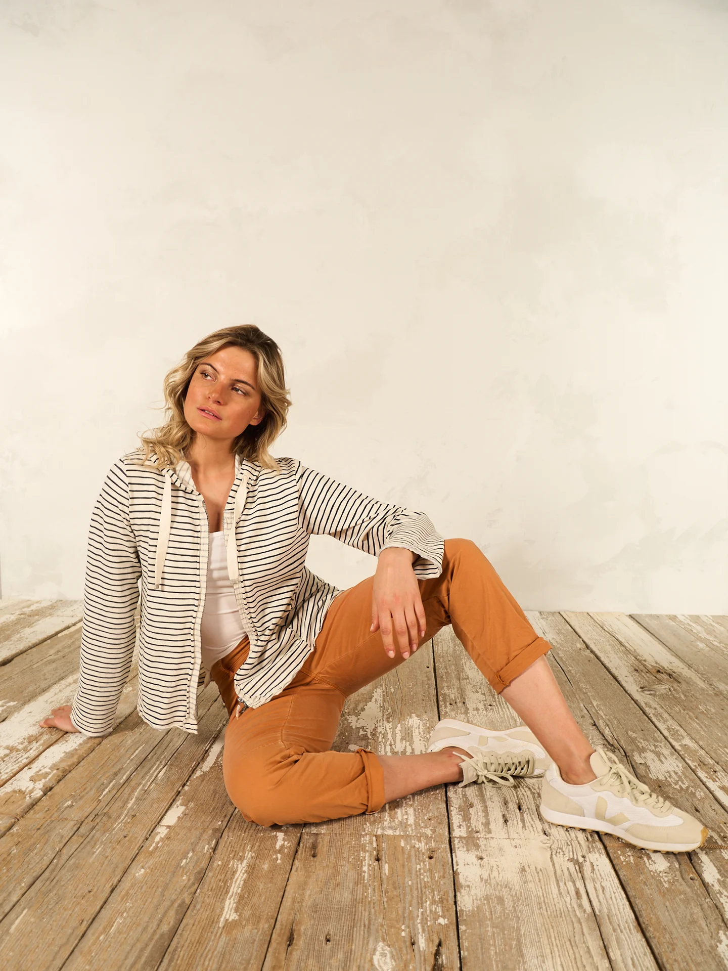 Jacke mit Kapuze - Image 4