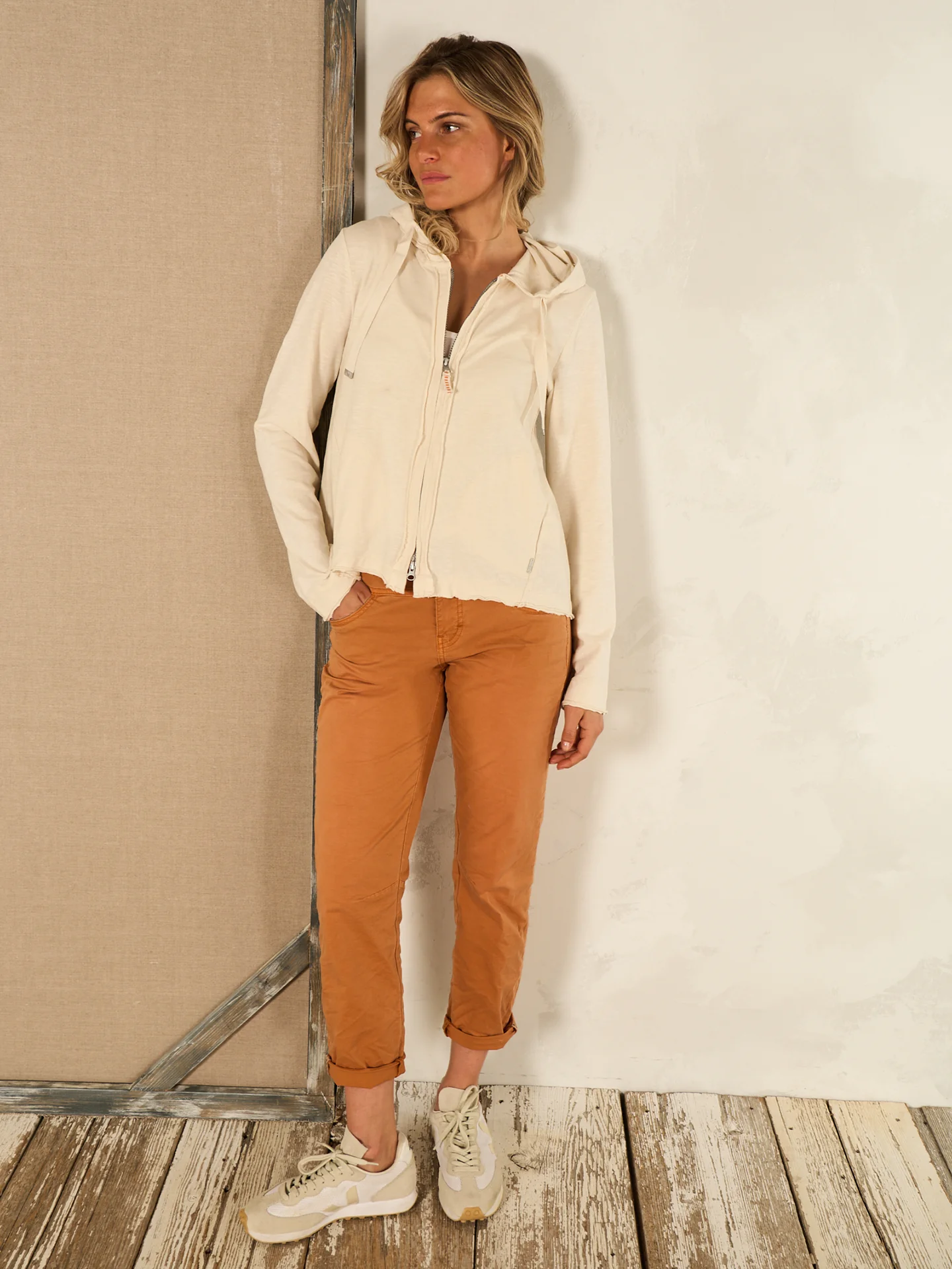Jacke mit Kapuze - Image 9
