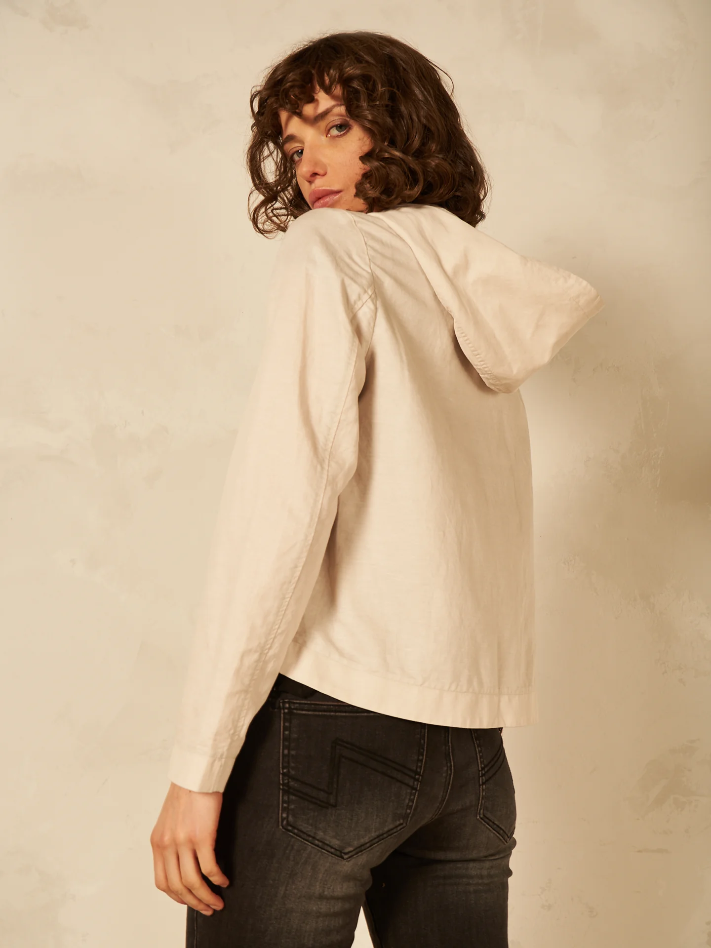 Jacke mit Kapuze - Image 3