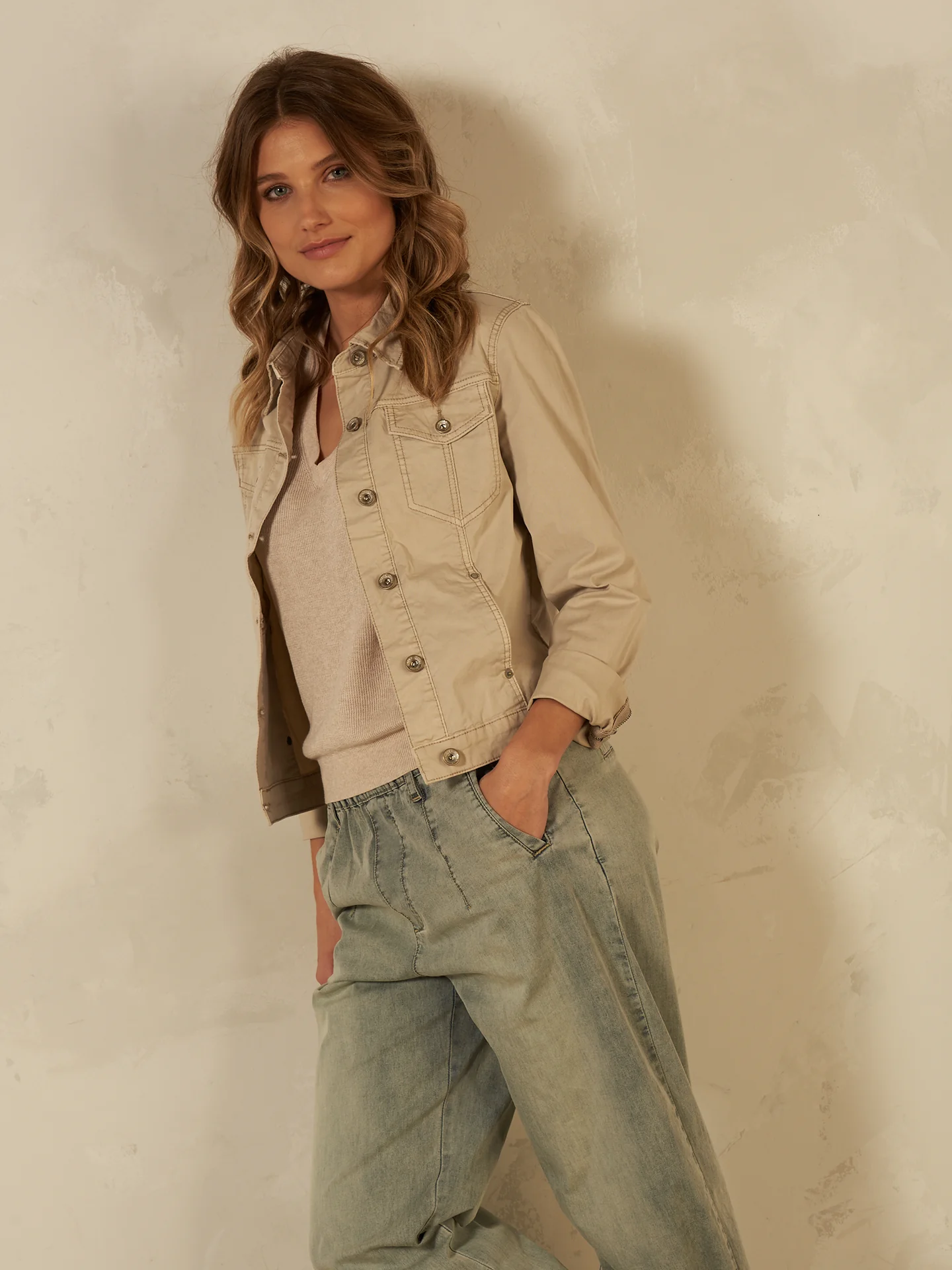 Jacke mit Kopfverschluss