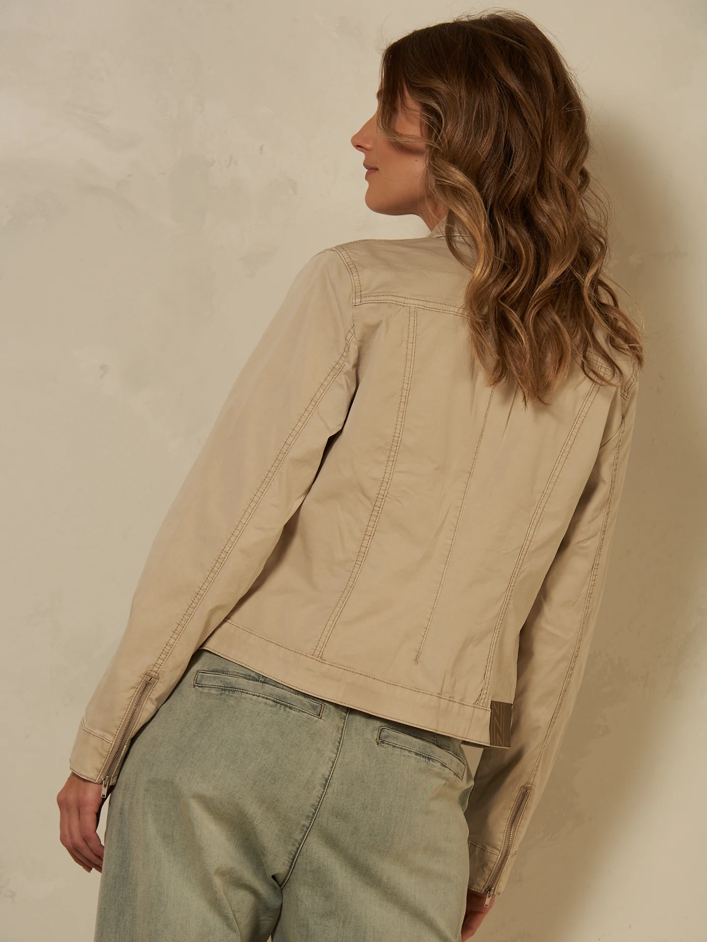 Jacke mit Kopfverschluss - Image 3